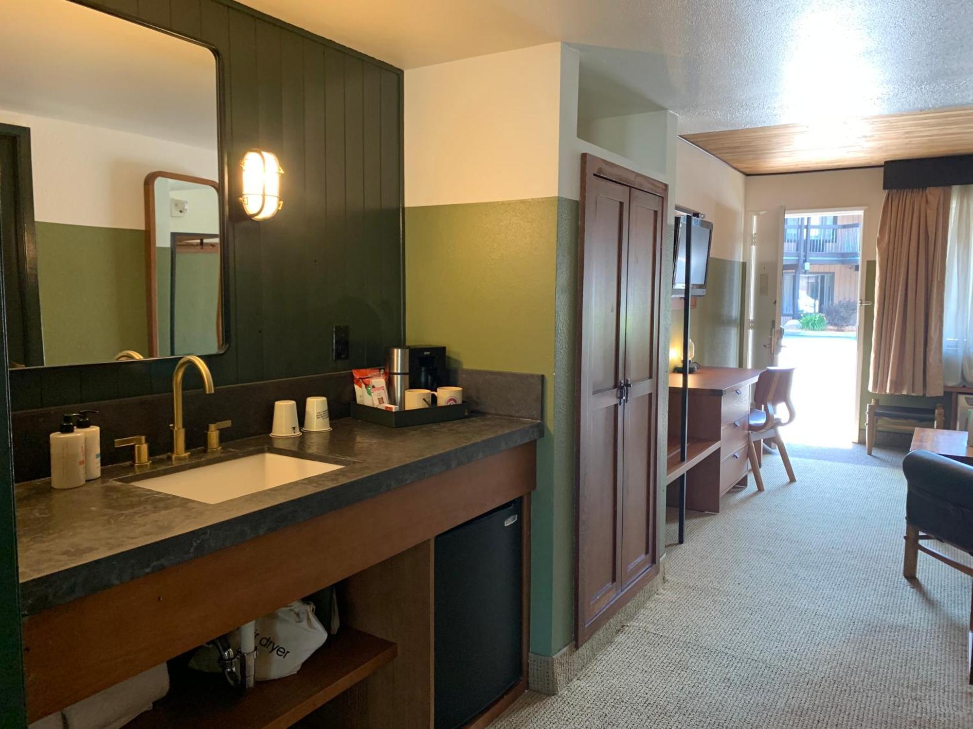 Jasper Suite