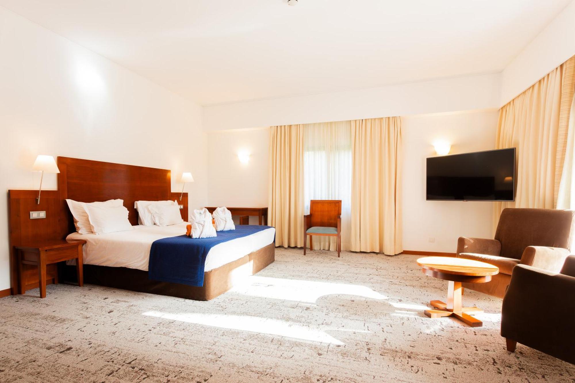 Junior Suite,1765897970:JPEG