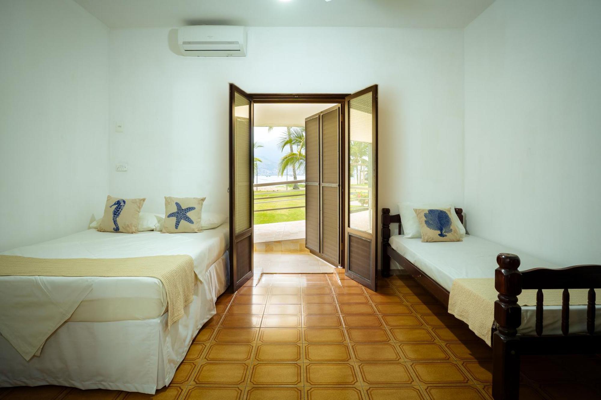 Economy Triple Room