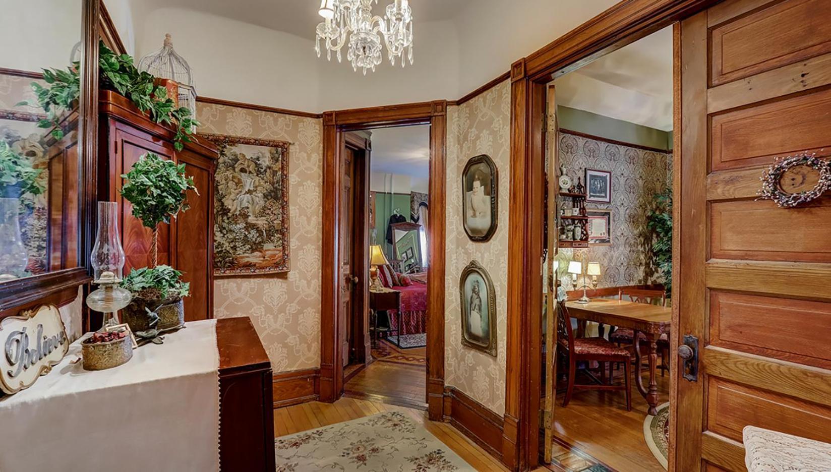 King Room Private Bathroom