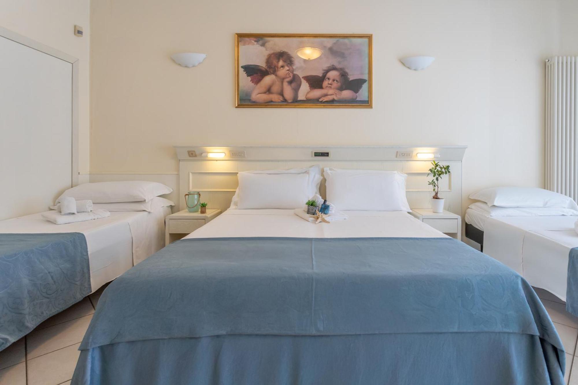 Classic Quadruple Room