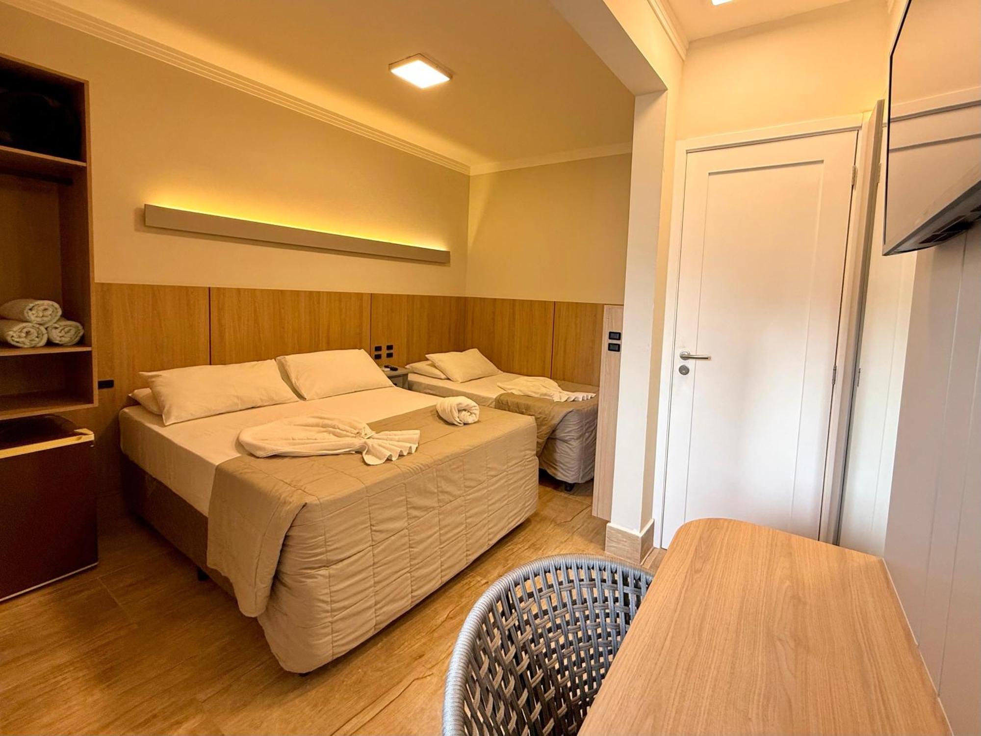 Economy Triple Room,1765930376:JPEG