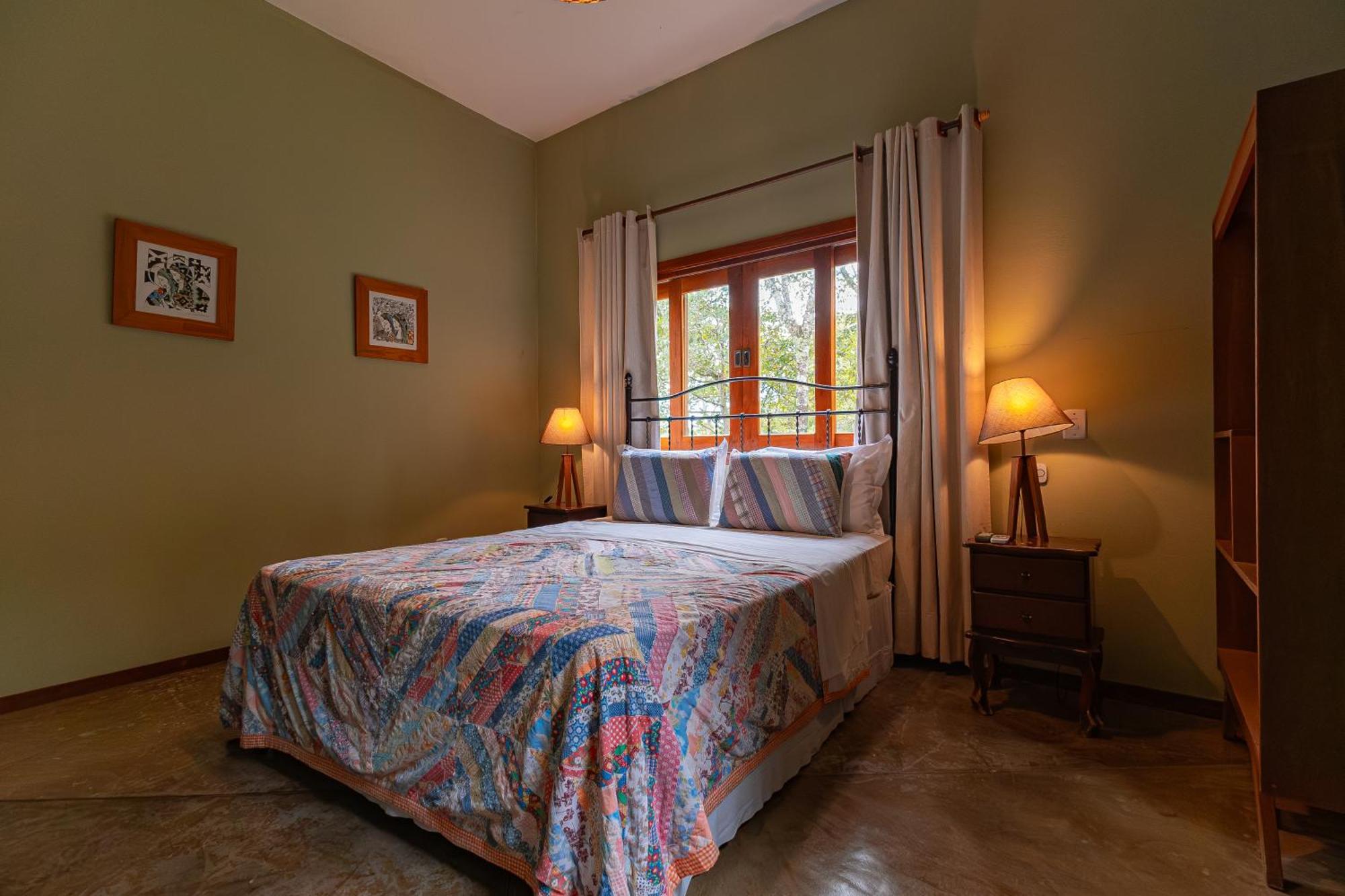 Double Room,1765951744:JPEG