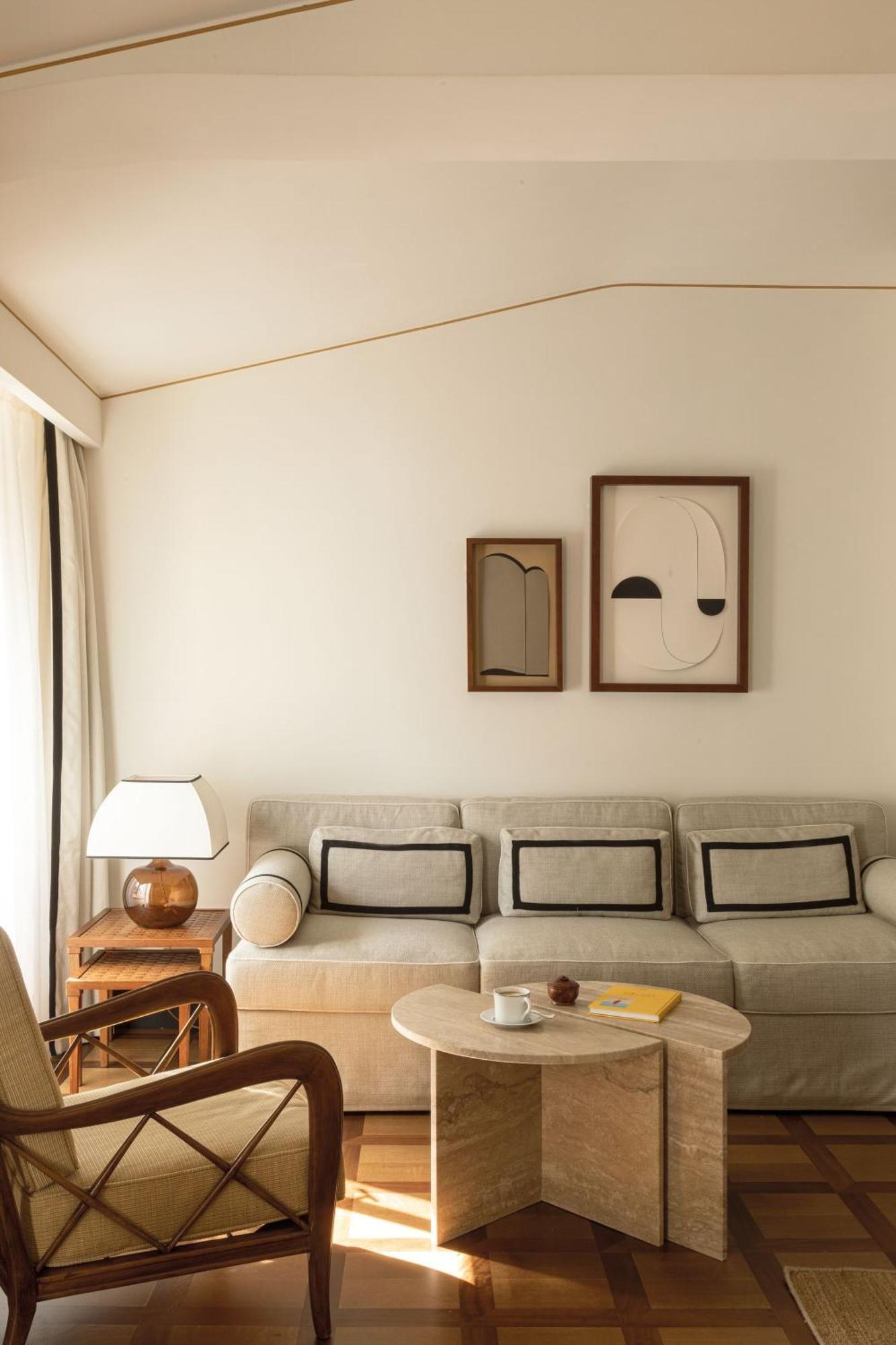 Junior Suite Village View