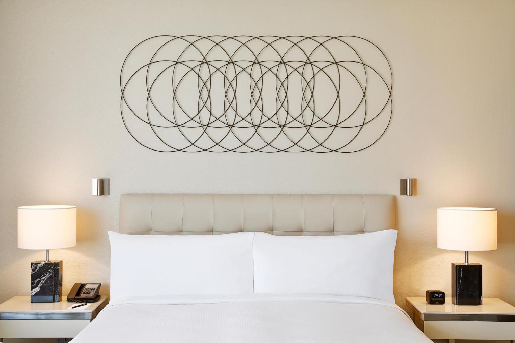 King Room Mobility Access