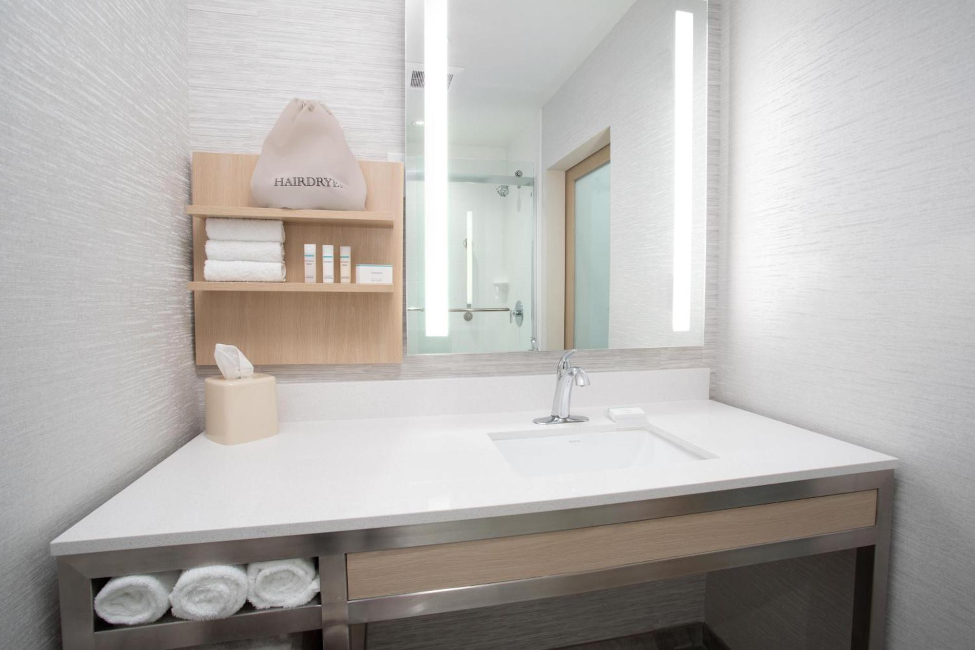 Wellness King Room