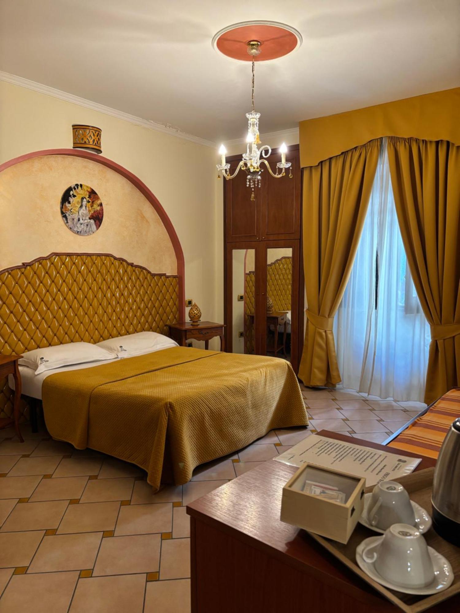 Large Double Room