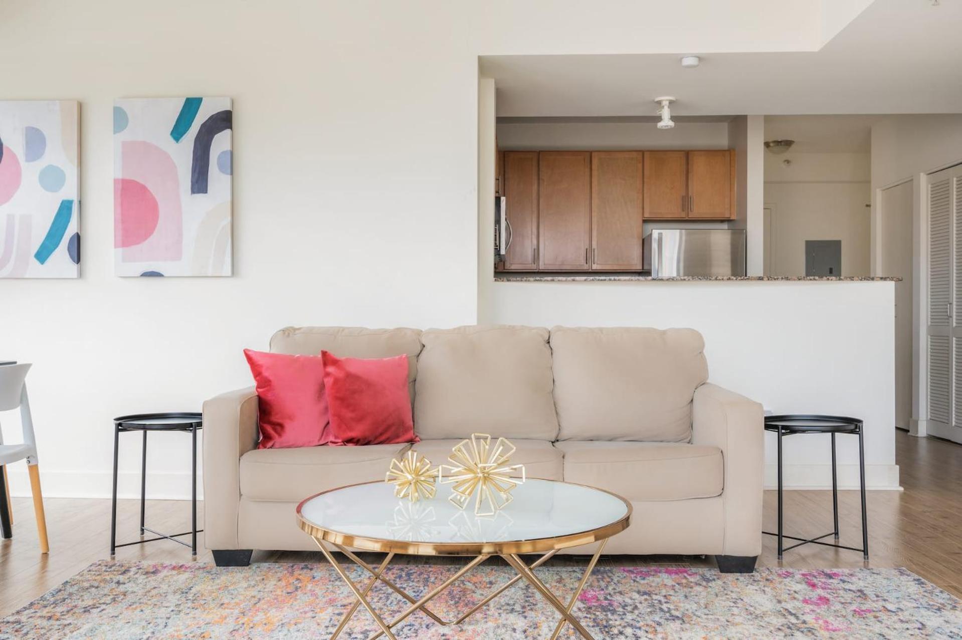 Three-Bedroom Apartment Self Check Virtual Front Desk