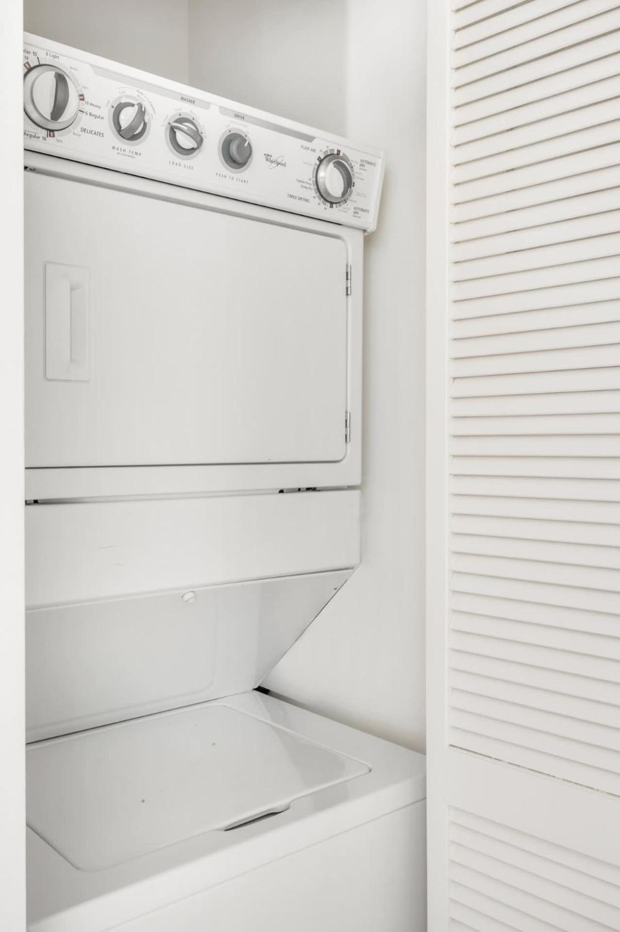 Deluxe Studio Apartment Self Check Virtual Front Desk