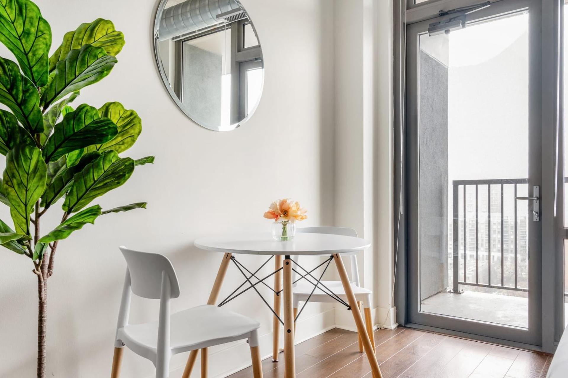 Deluxe Studio Apartment Self Check Virtual Front Desk