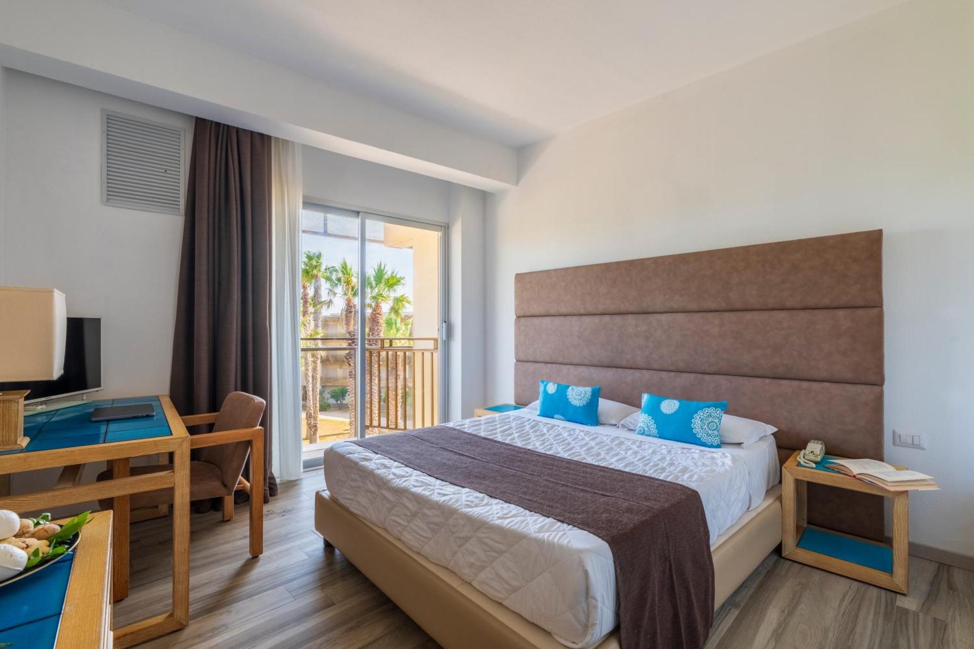 Double Room,1766012848:JPEG