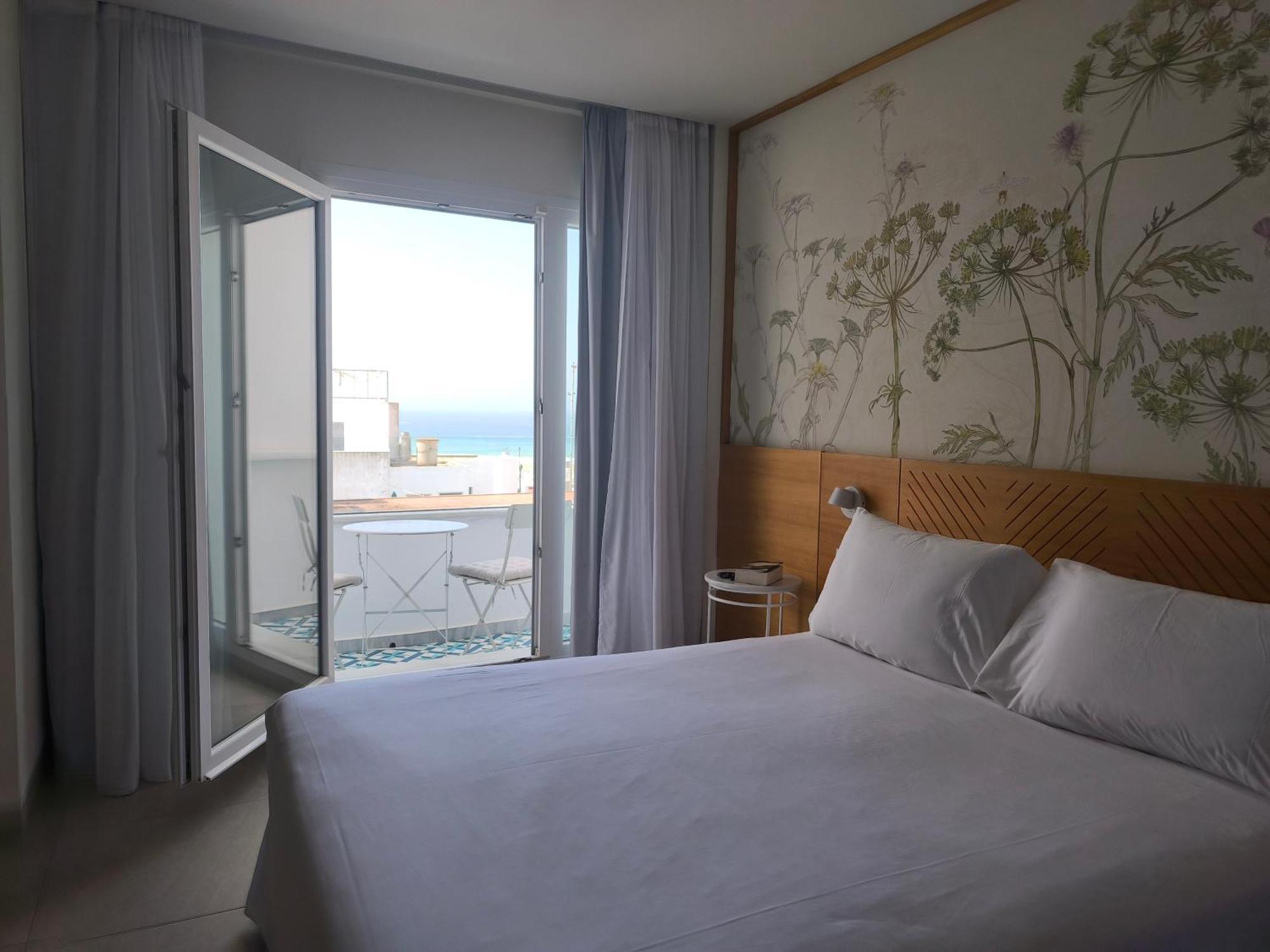Superior Double Room Sea View balcony