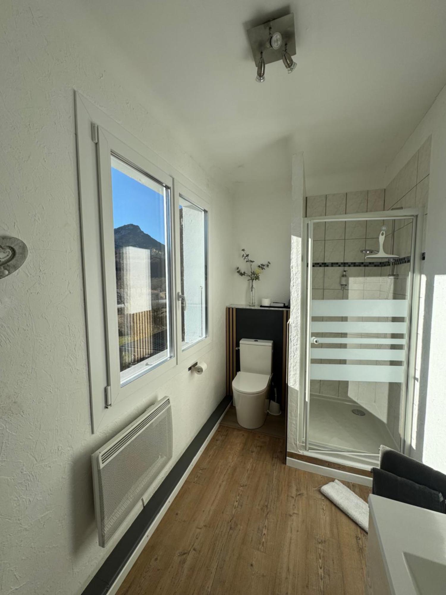 Double Room Mountain View