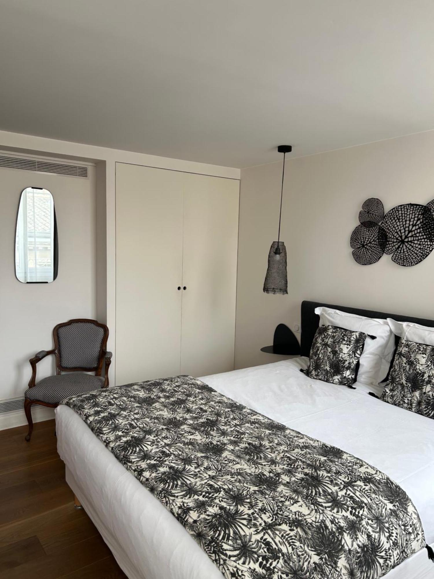 Large Double Room
