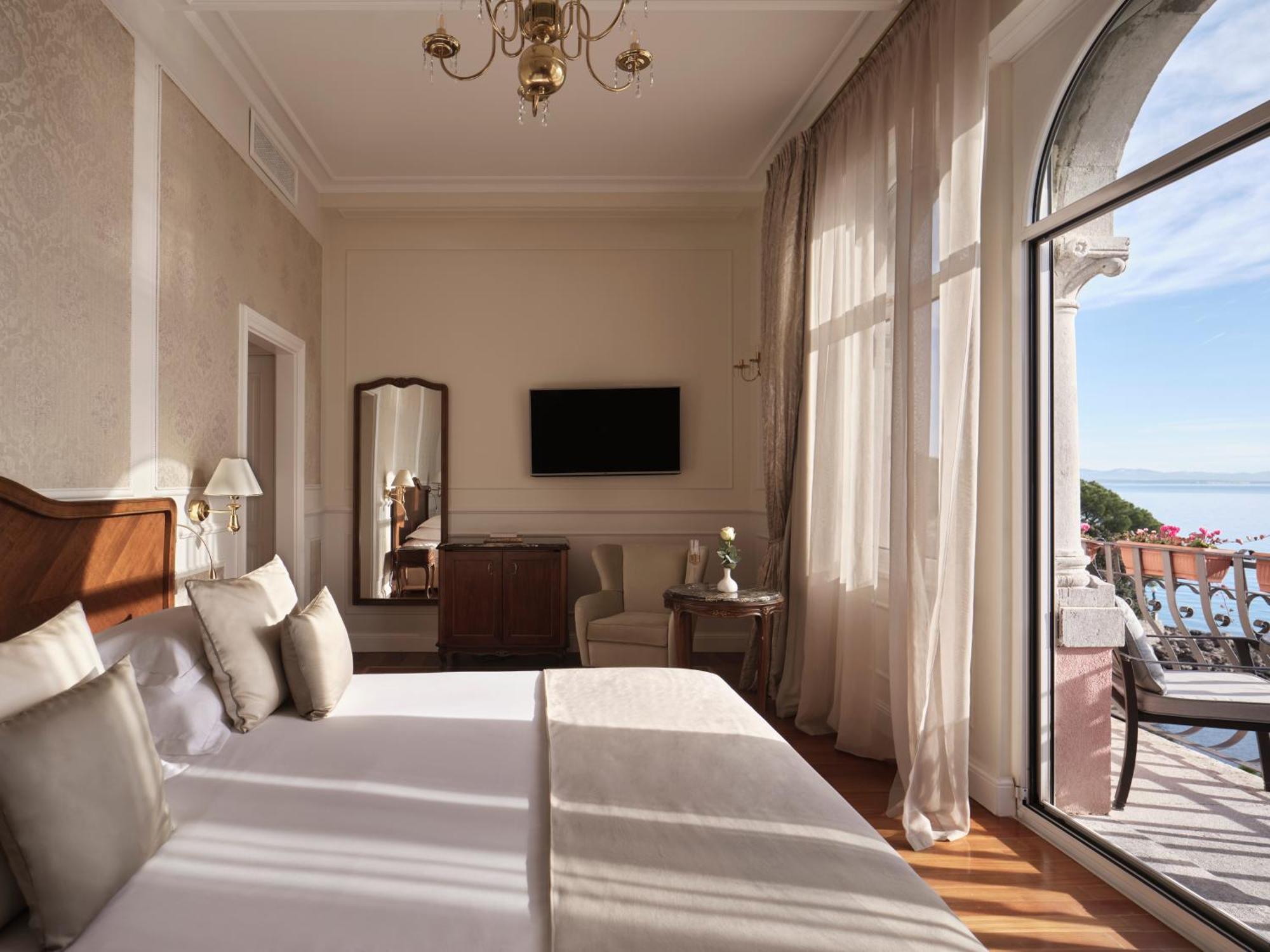 Deluxe Double Room Balcony Sea View