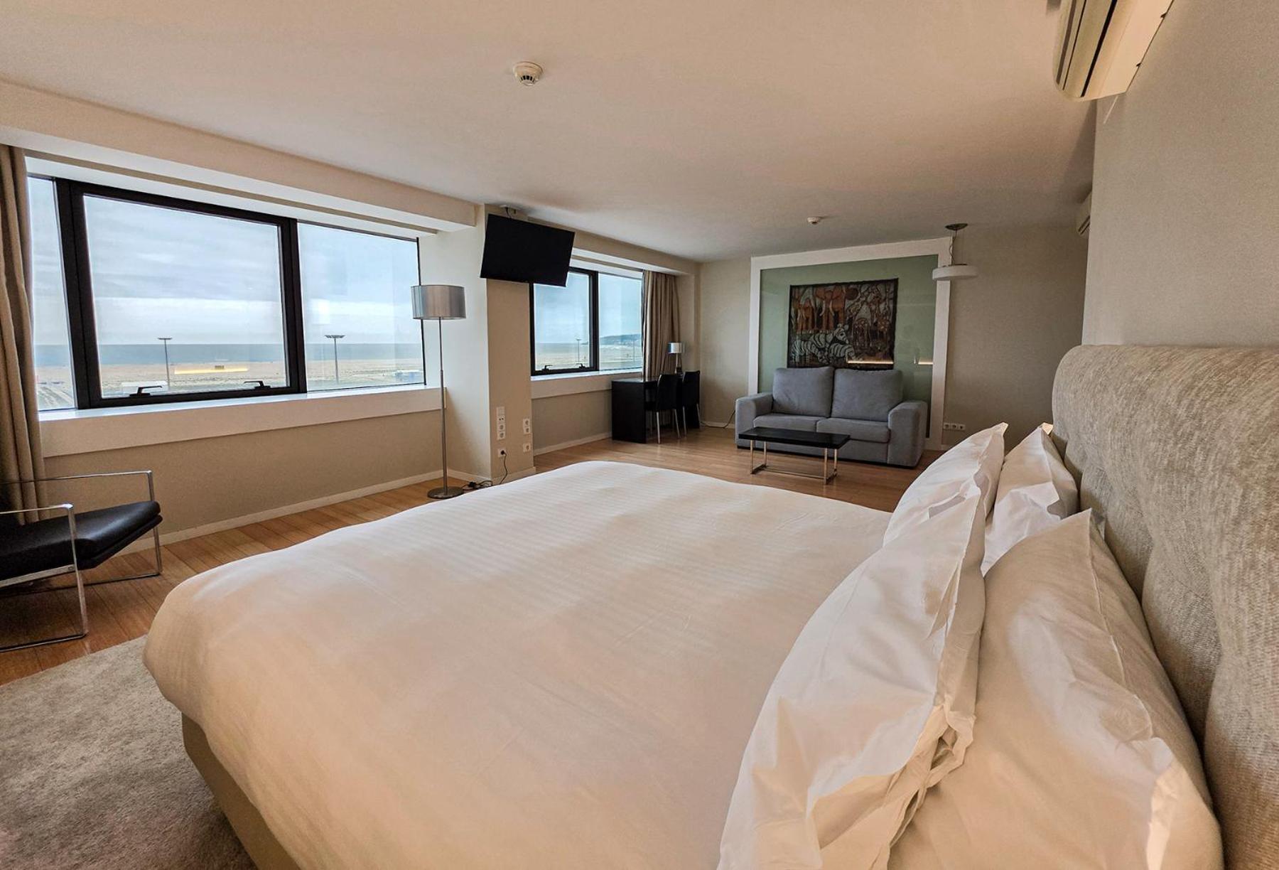 Suite Frontal Sea View Disability Access
