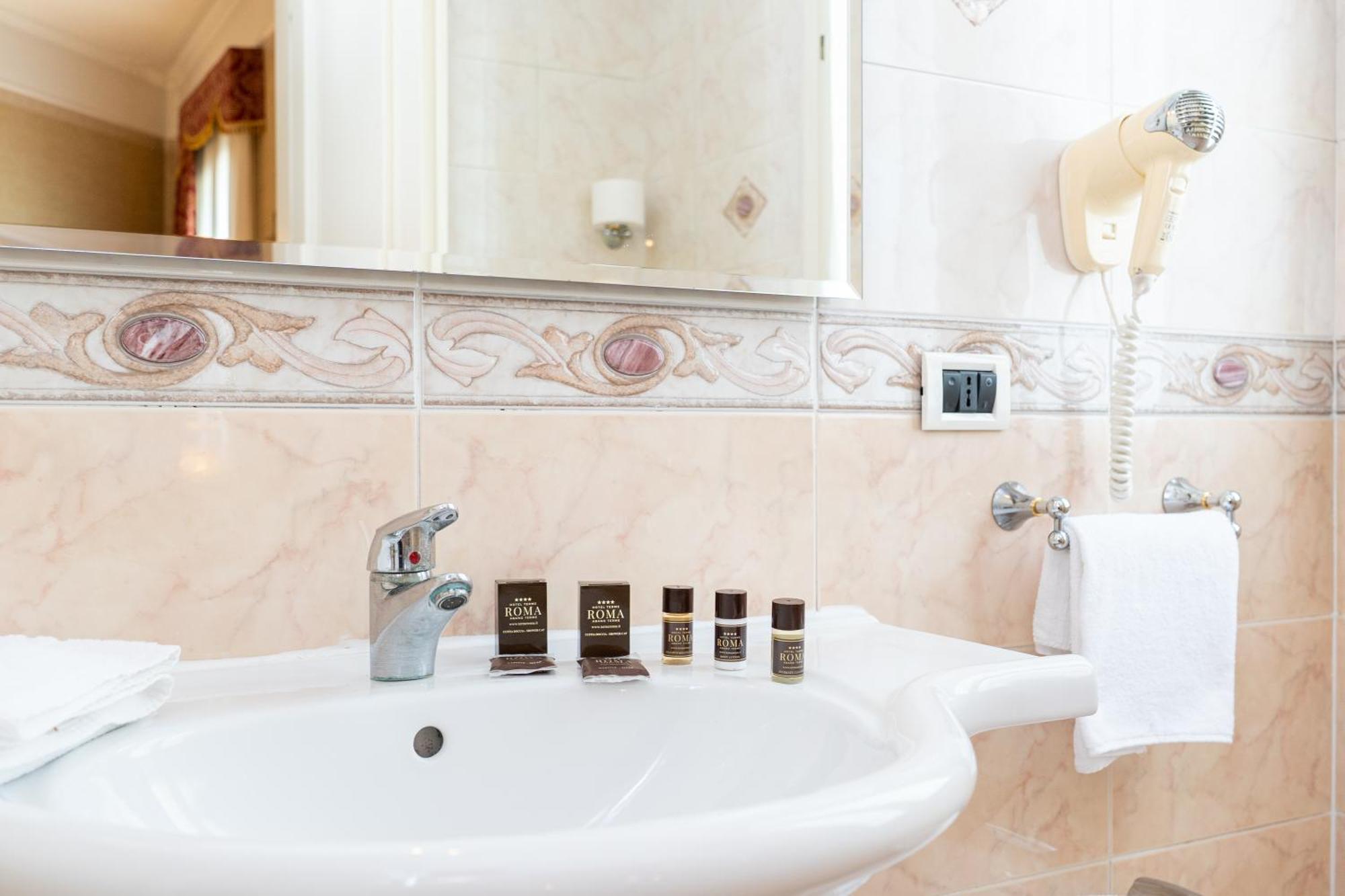 Comfort Double or Twin Room