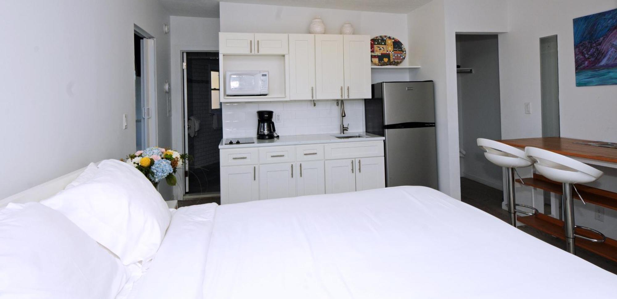 Deluxe Family Suite Garden View