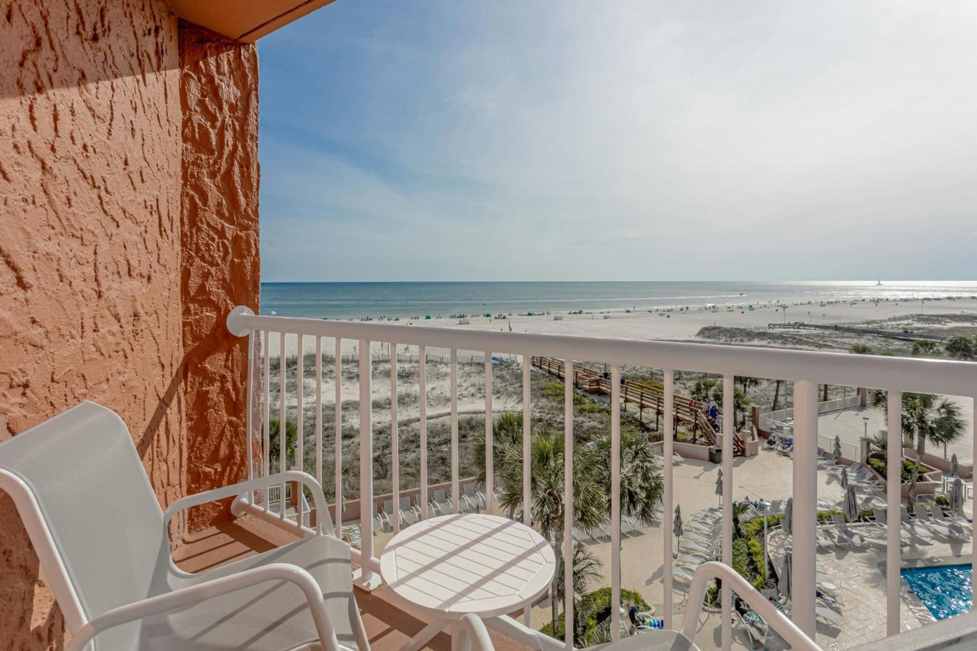 Standard King Room Partial Gulf View