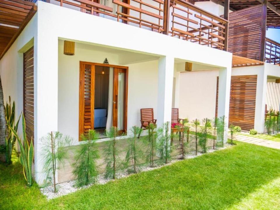 COMFORT TERREO COM VISTA PISCINA