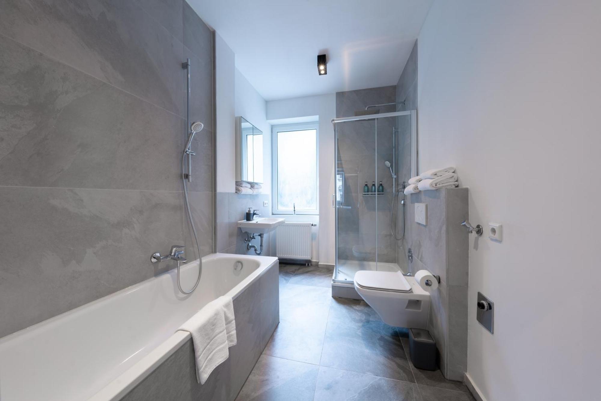 Deluxe Two-Bedroom Apartment