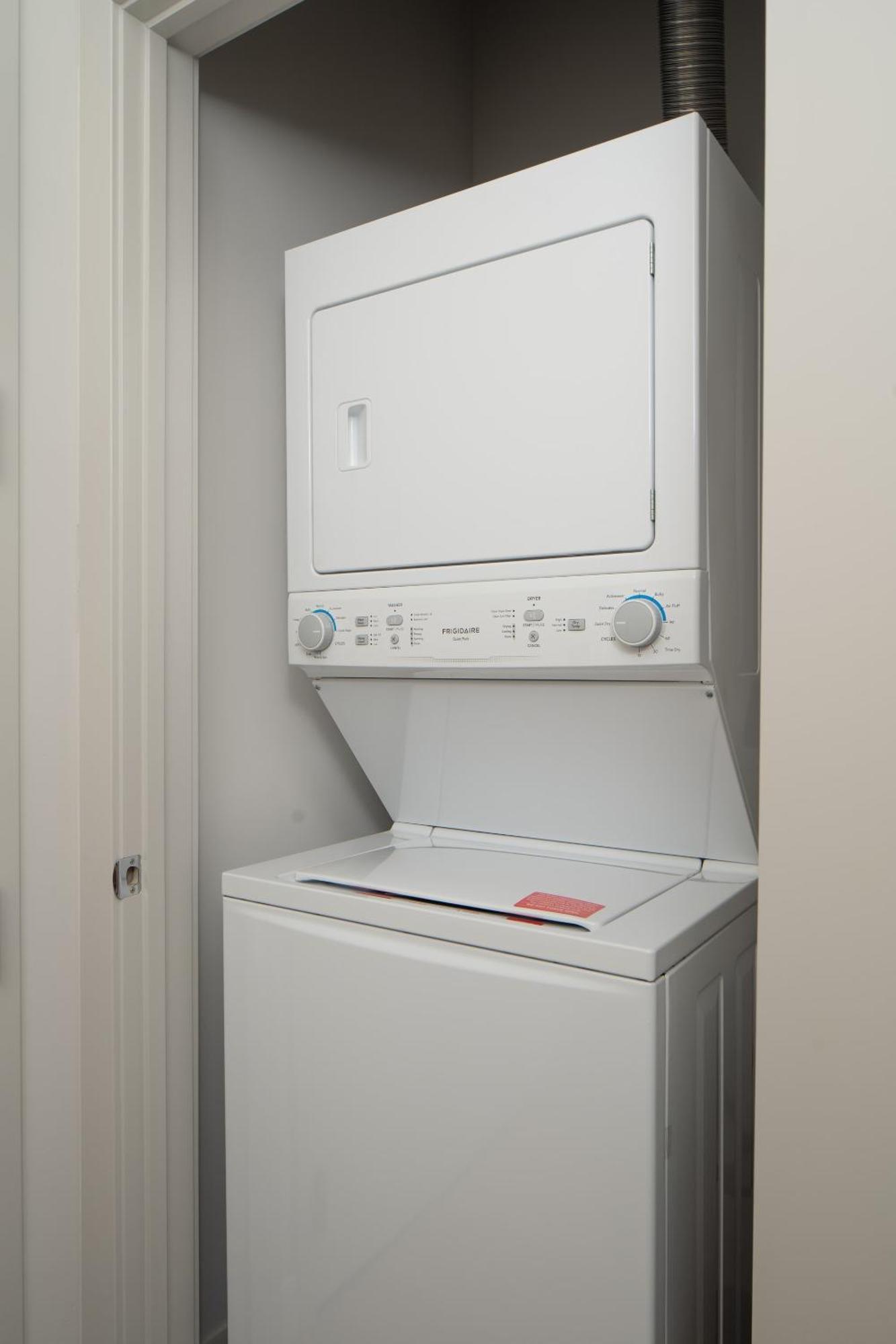 One-Bedroom Apartment Self Check Virtual Front Desk
