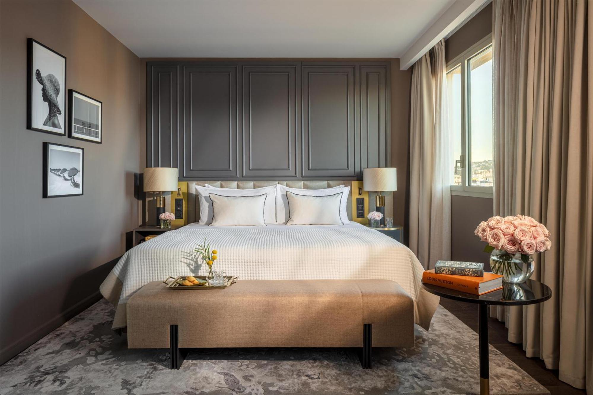 Grand Deluxe Room