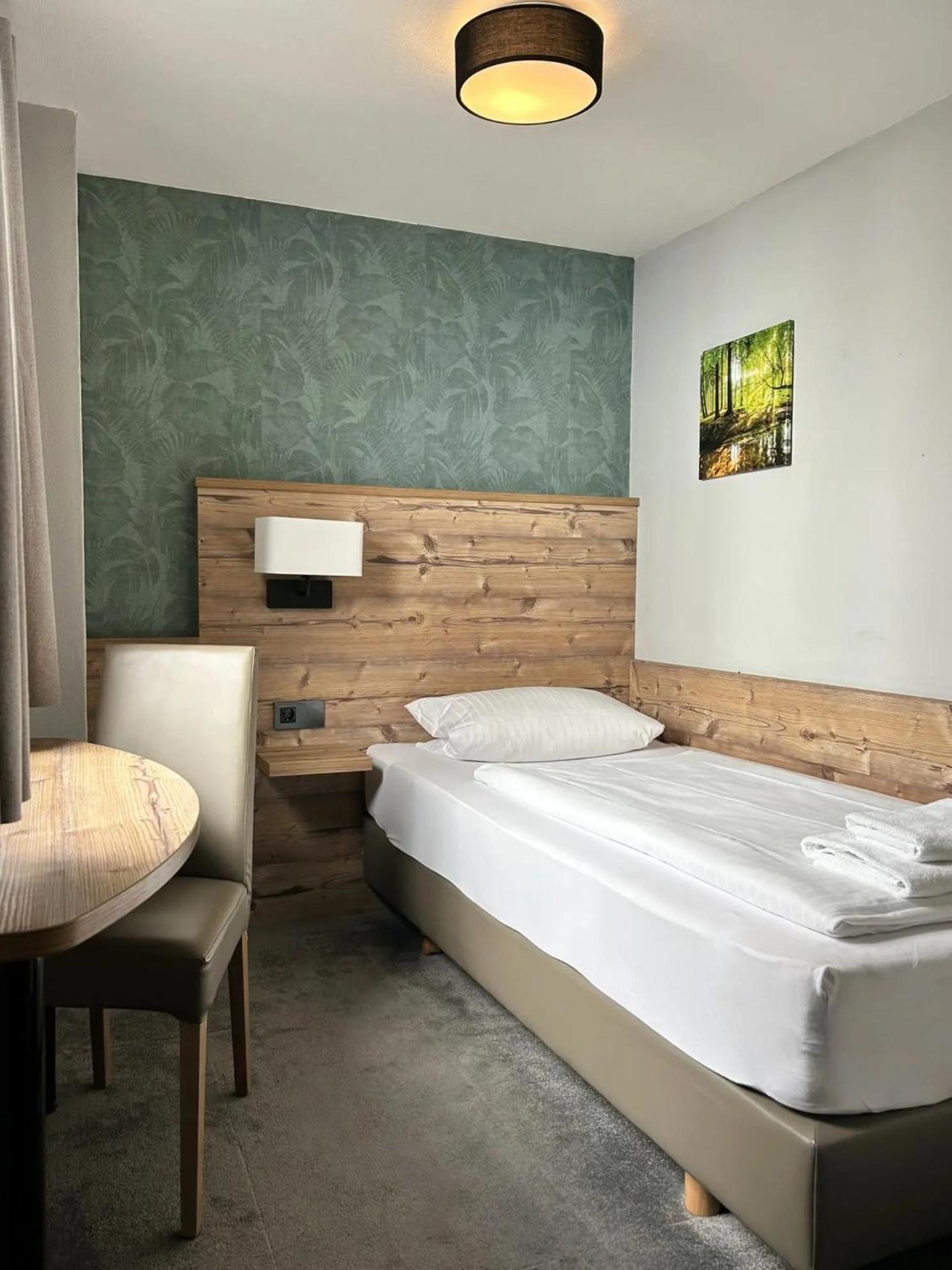 Single Room Bathroom