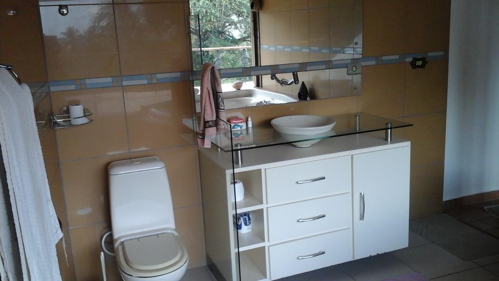 Deluxe Double Room Bath