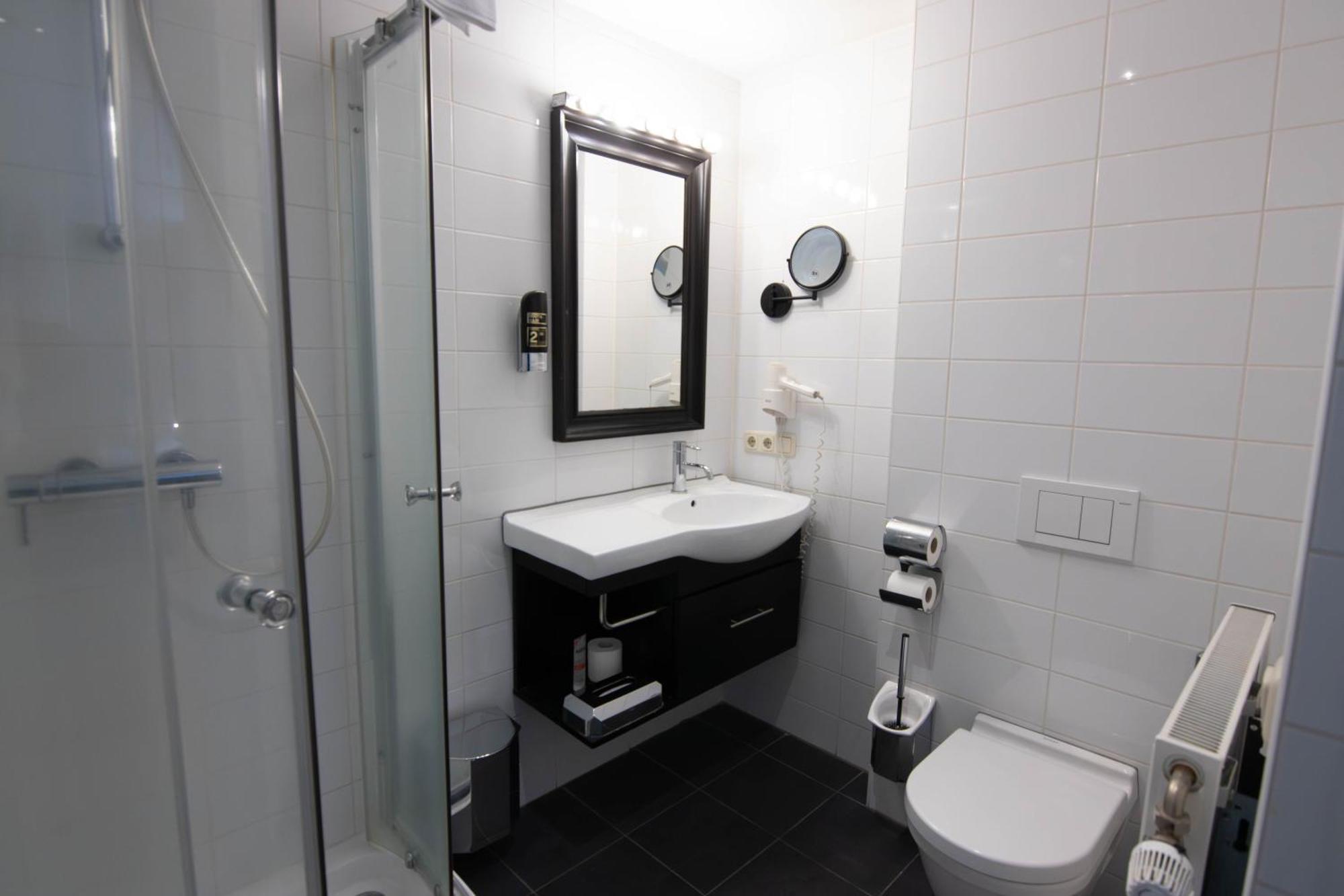 Double or Twin Room,1769477351:JPEG