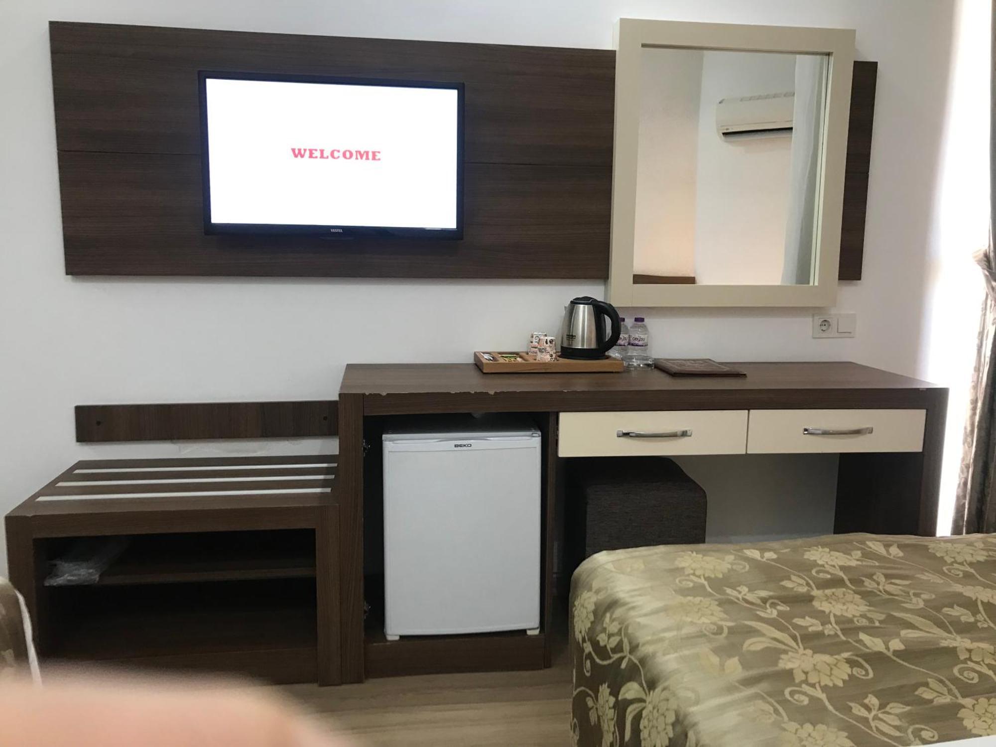 Standard Double or Twin Room Side Sea View