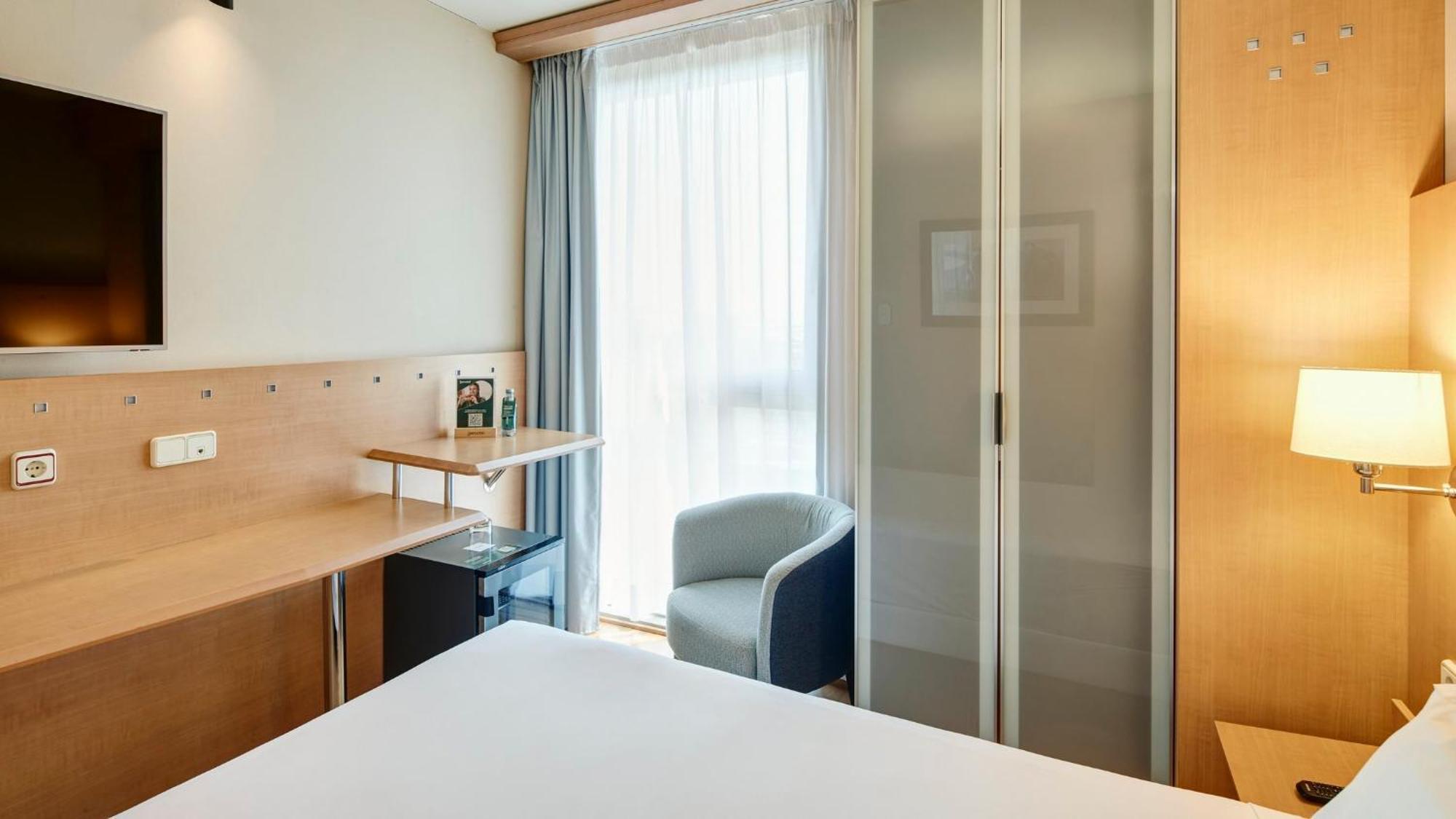 Single Room,1769486050:JPEG