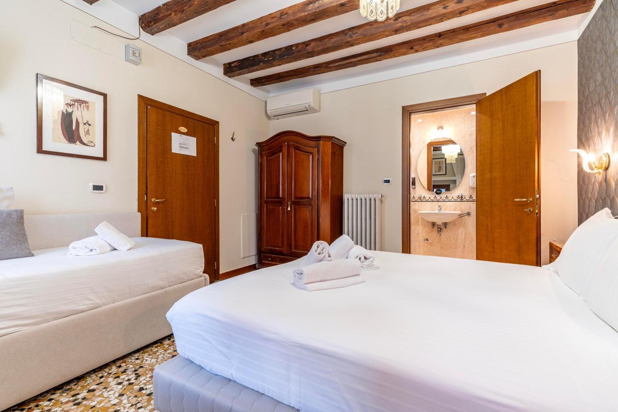 Classic Triple Room