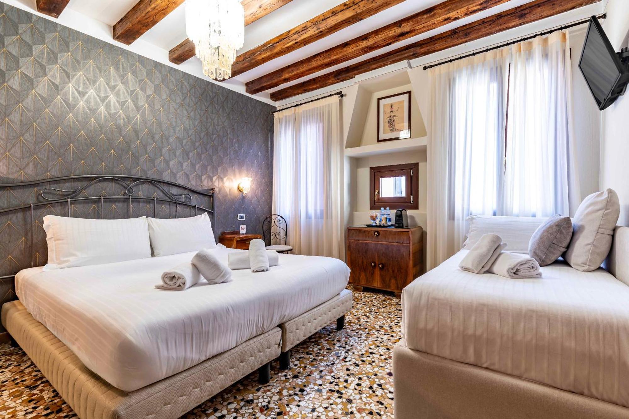 Classic Triple Room