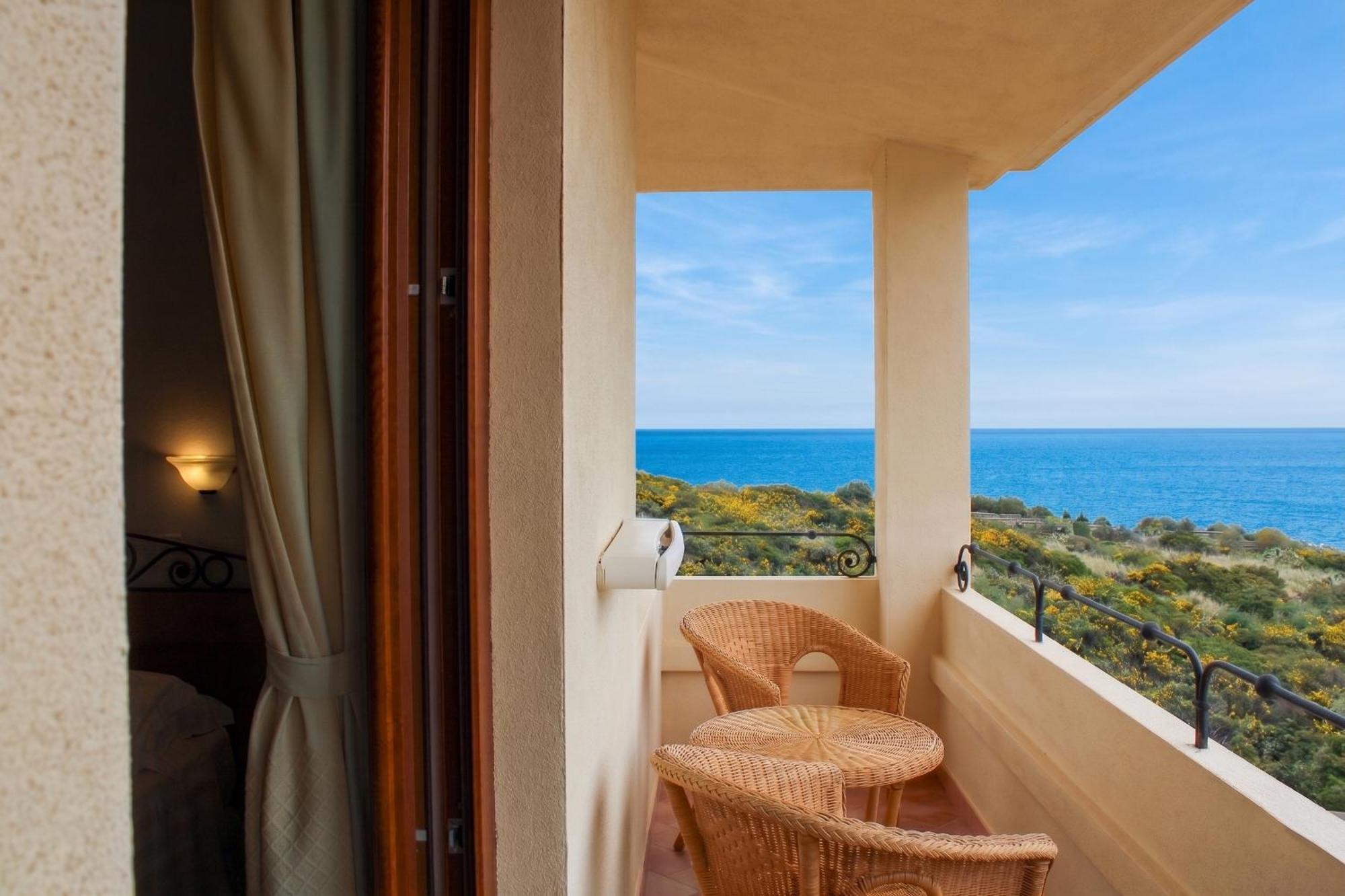 Superior Triple Room Sea View