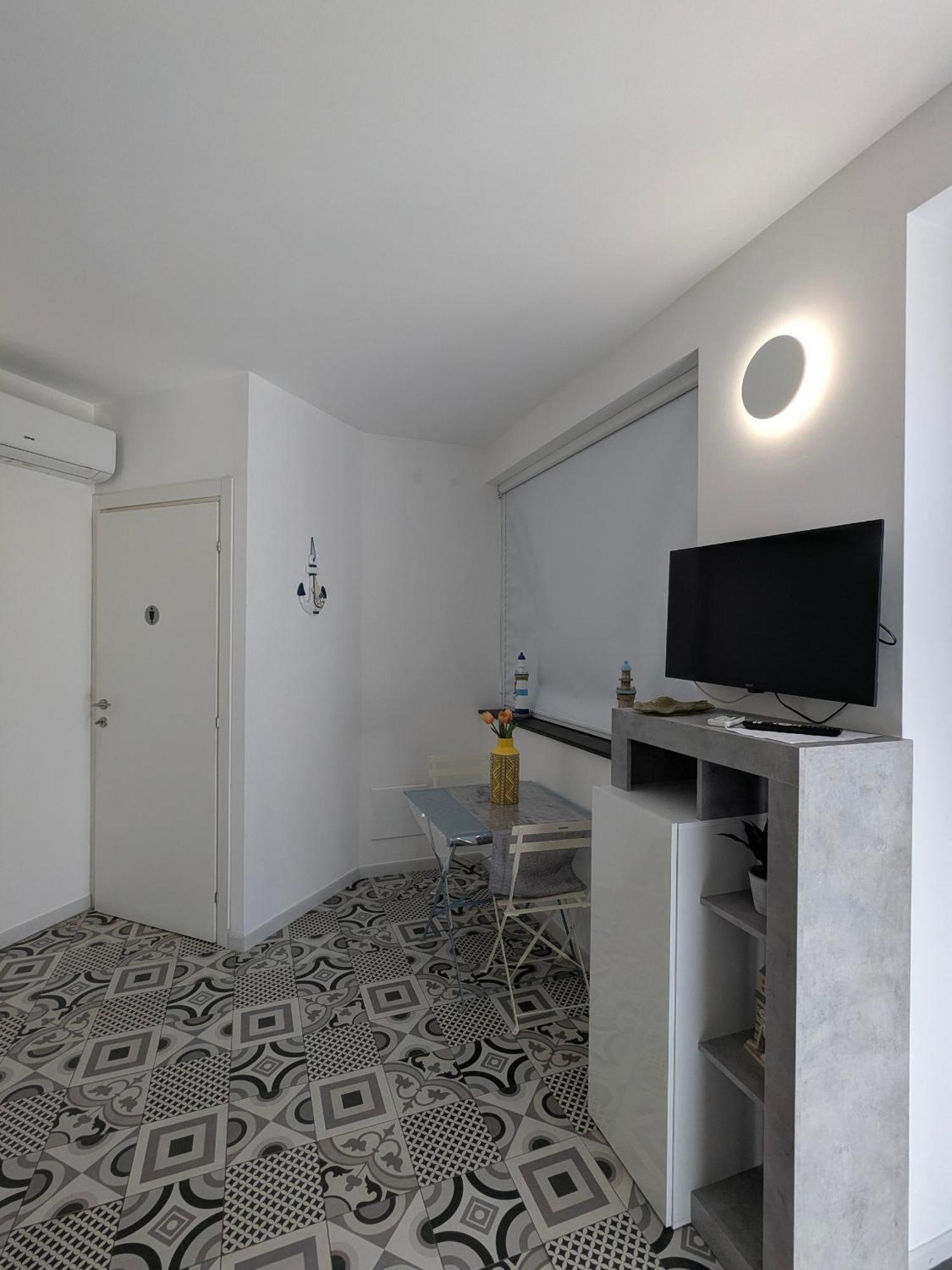 Superior Studio