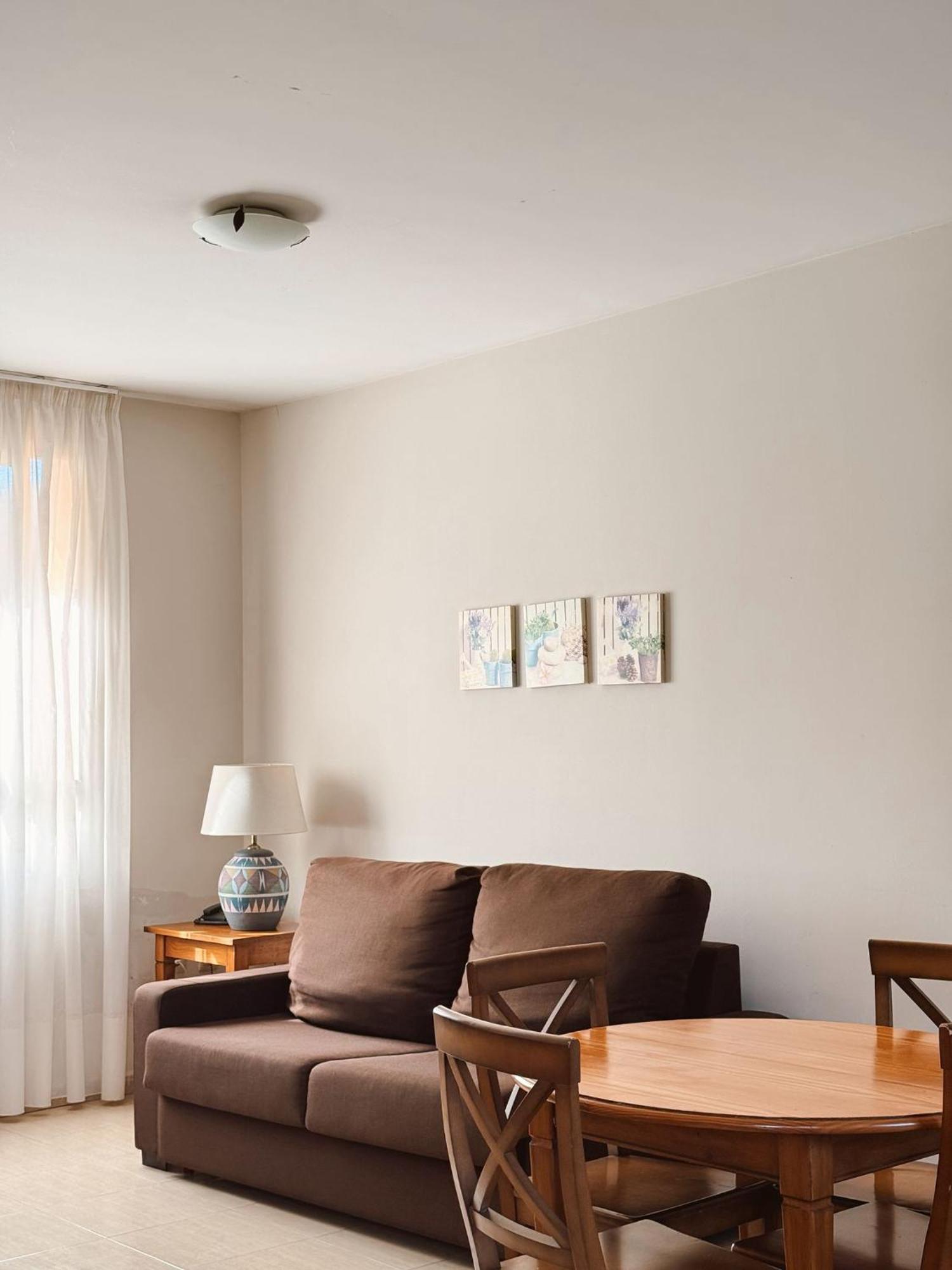 One-Bedroom Standard Apartment,1769498854:JPEG