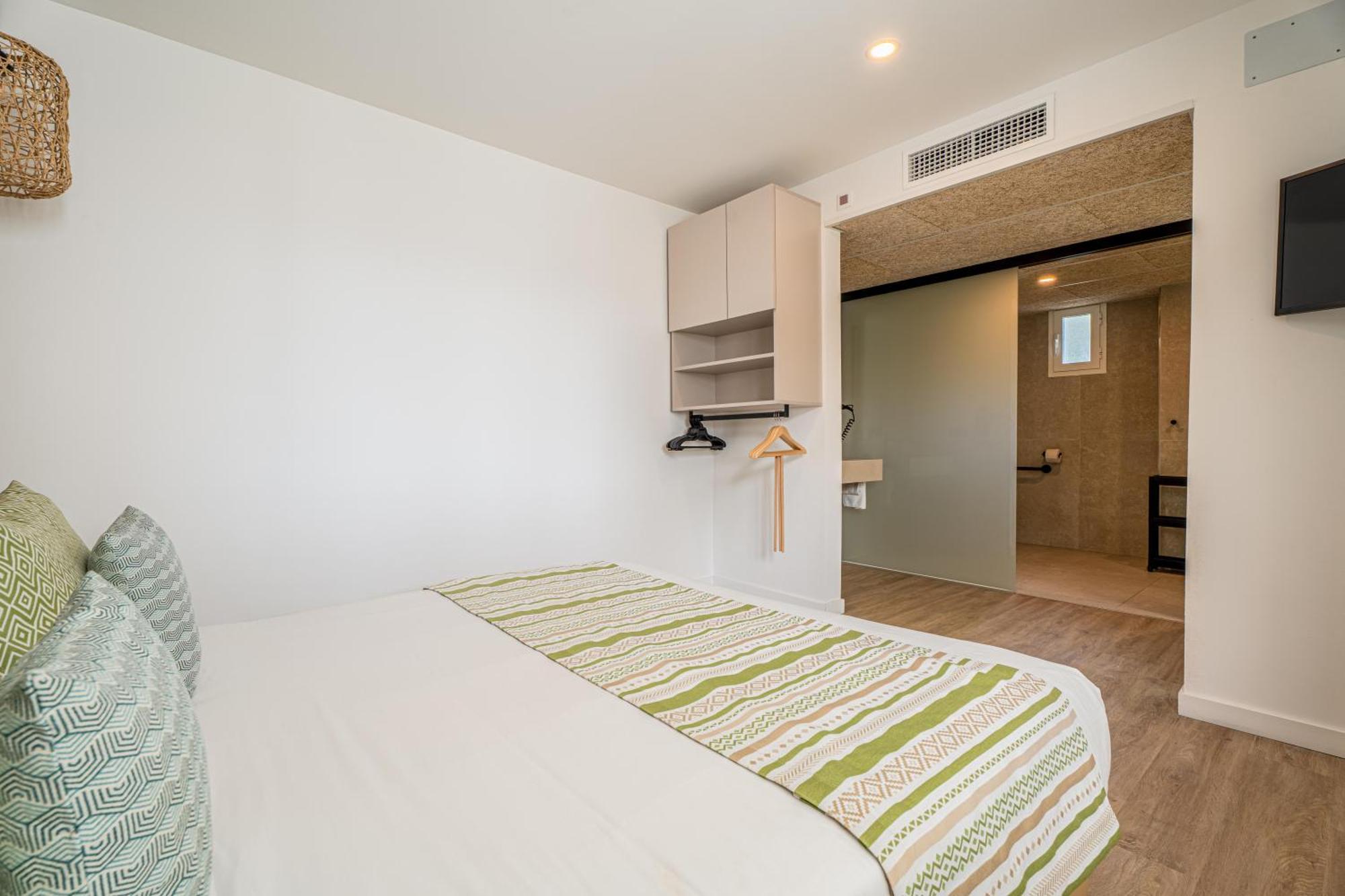 Universal Suite