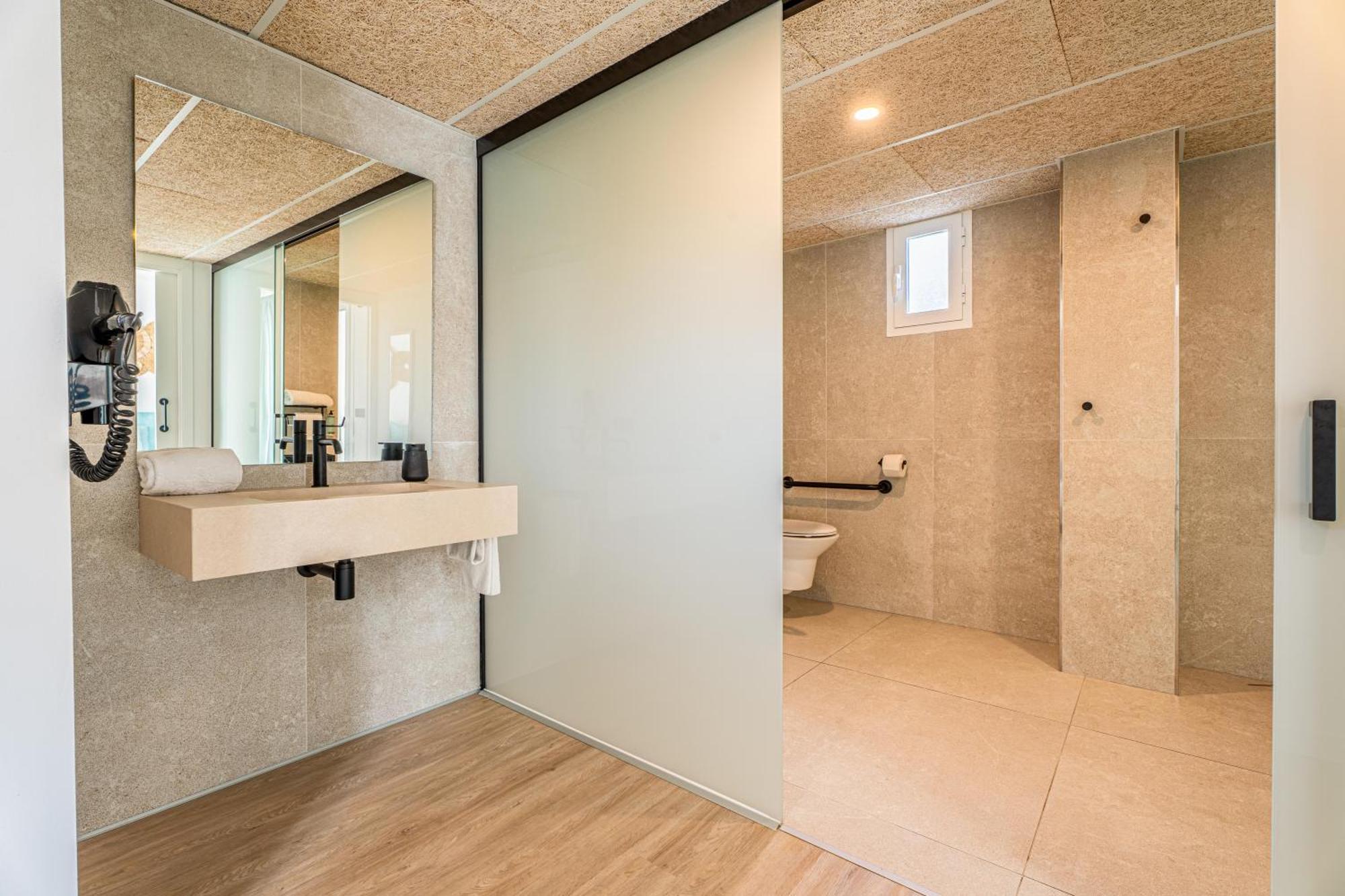 Universal Suite