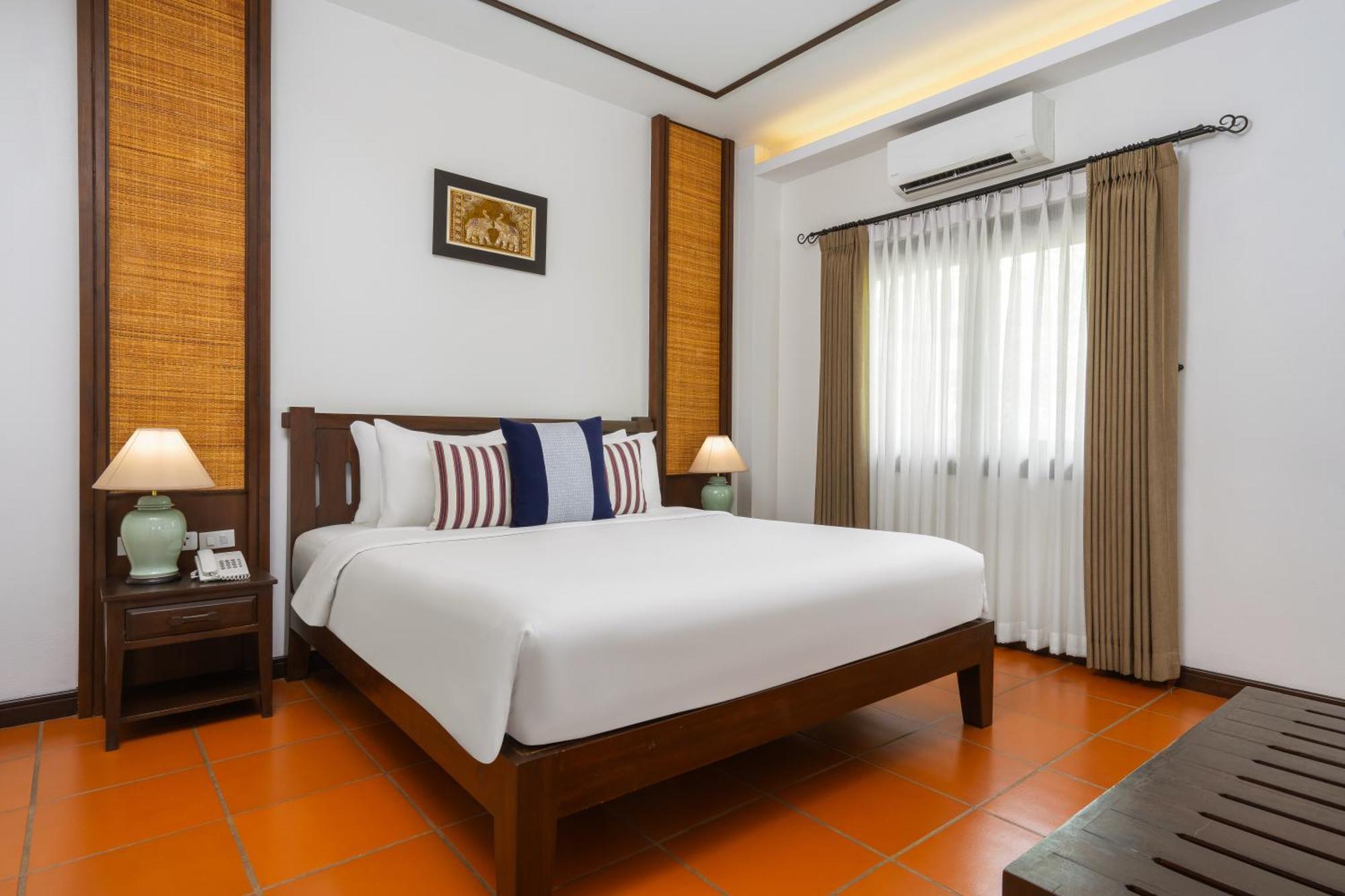 Grand Deluxe Room