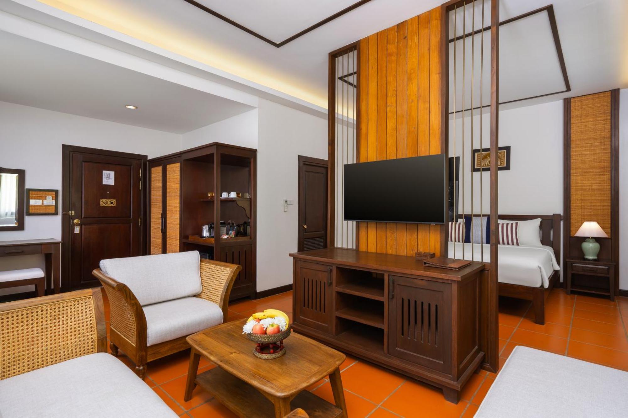 Grand Deluxe Room