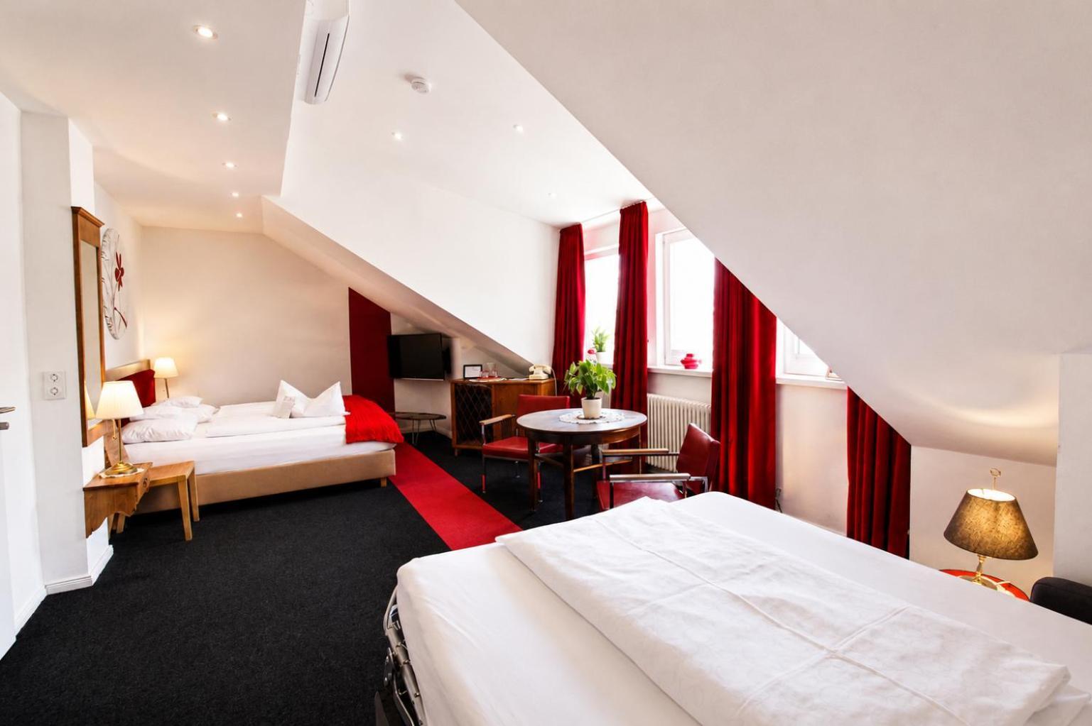 Comfort Double or Twin Room