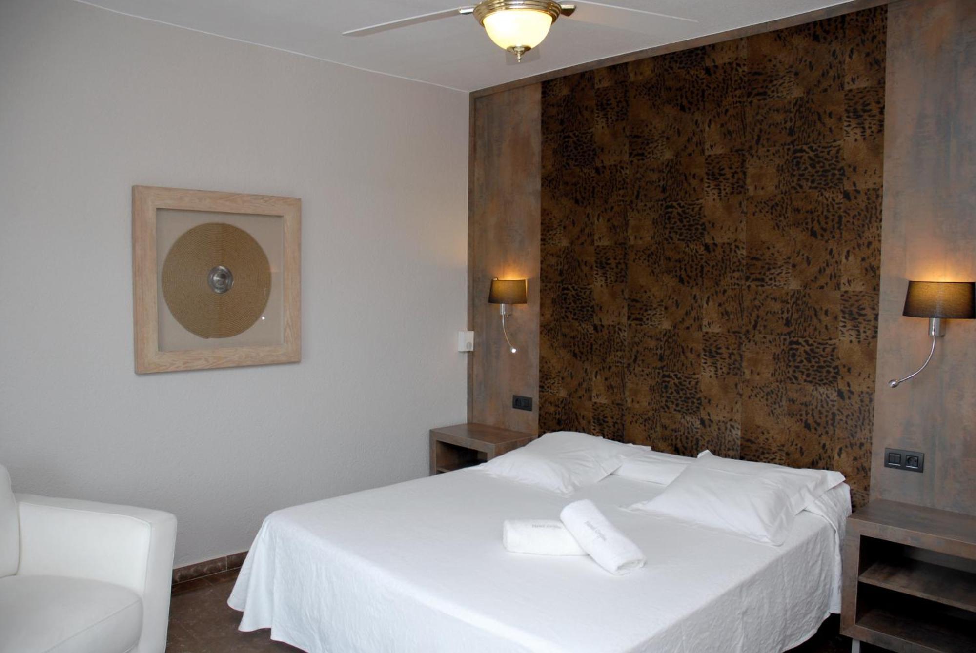 Double Room Balcony Mountain View