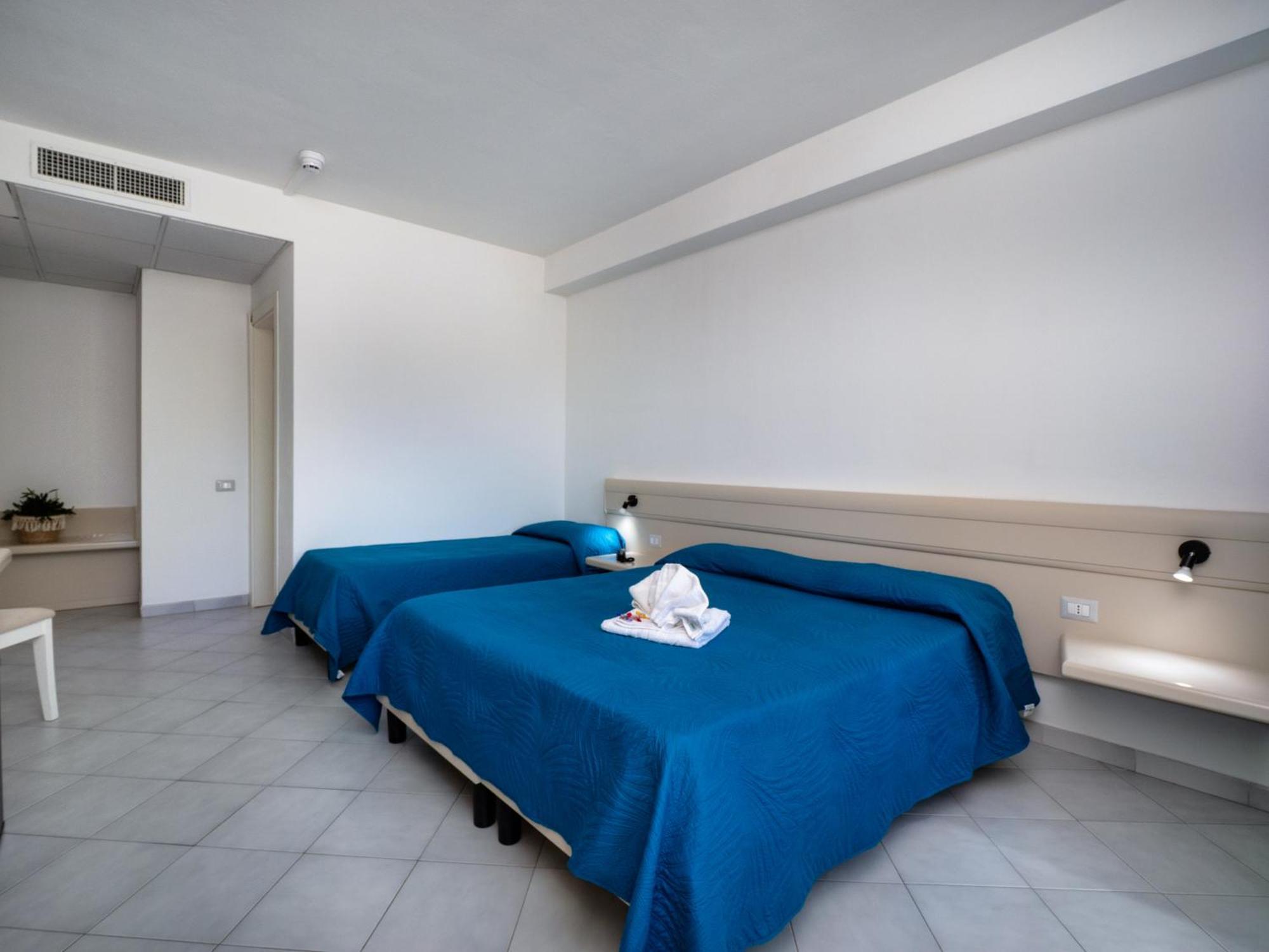 Triple Room,1769505032:JPEG