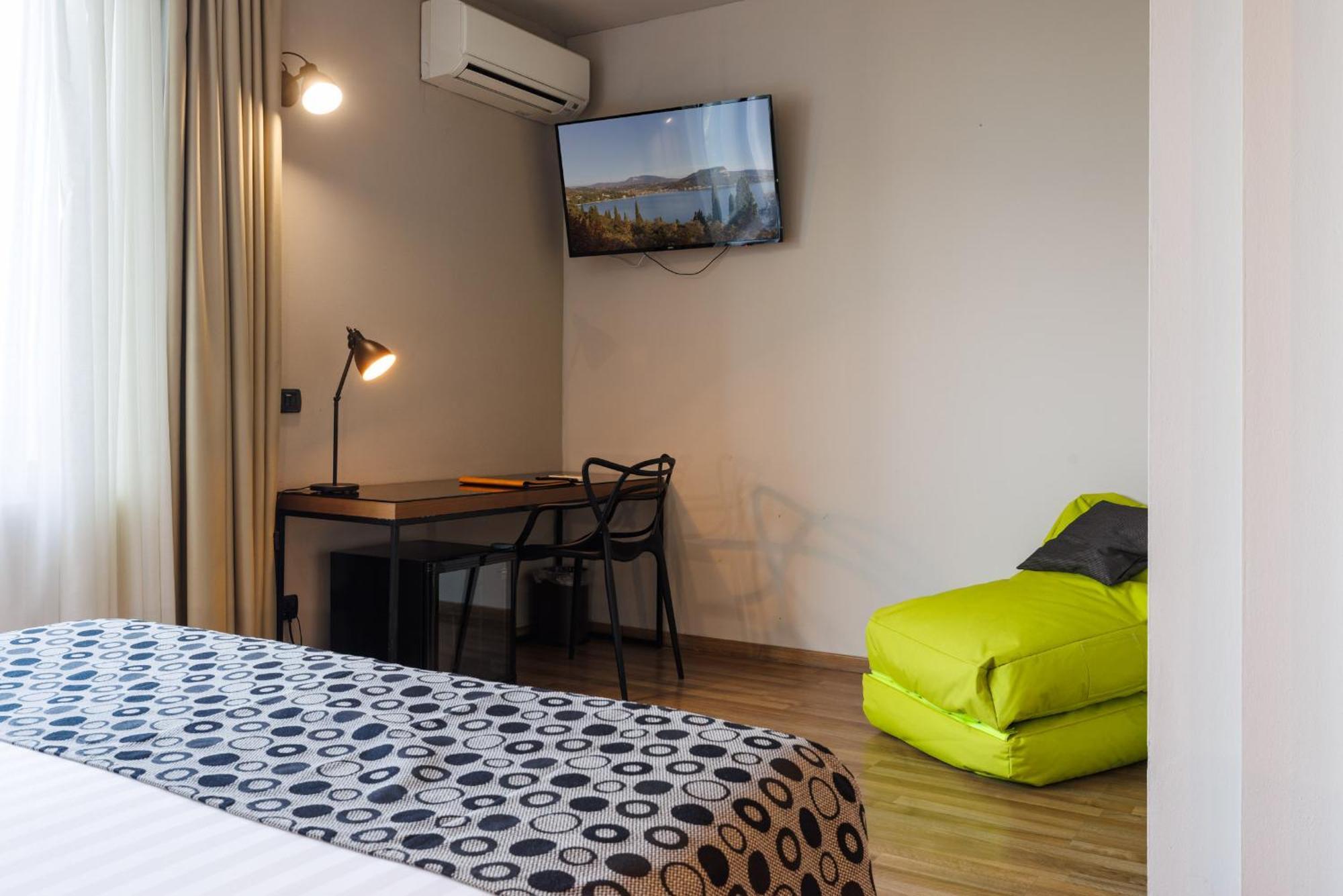 Comfort Double or Twin Room