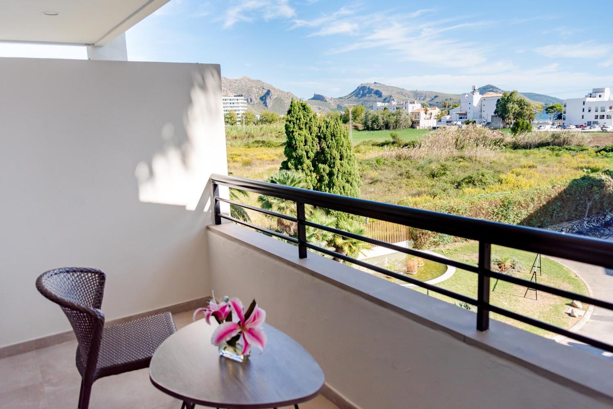 Superior Twin Room Garden View