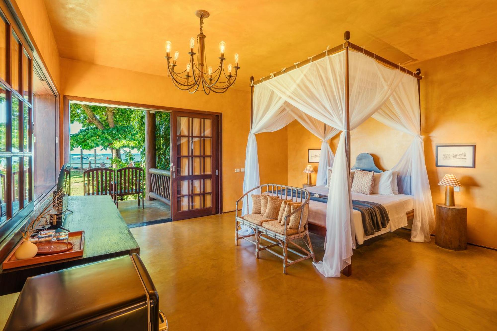 Deluxe Room 3rd Beach