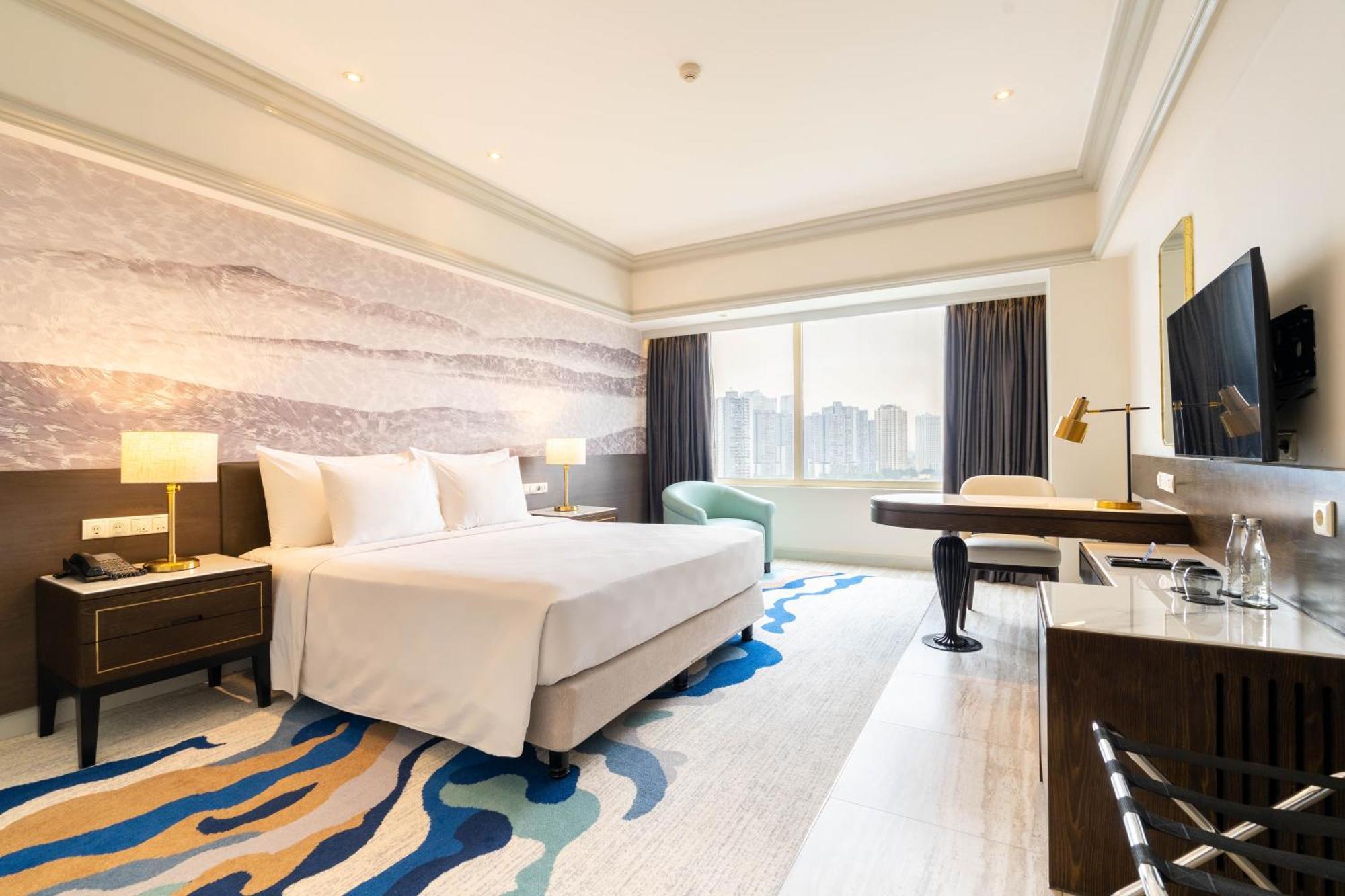 Deluxe Urban King Room Smoking