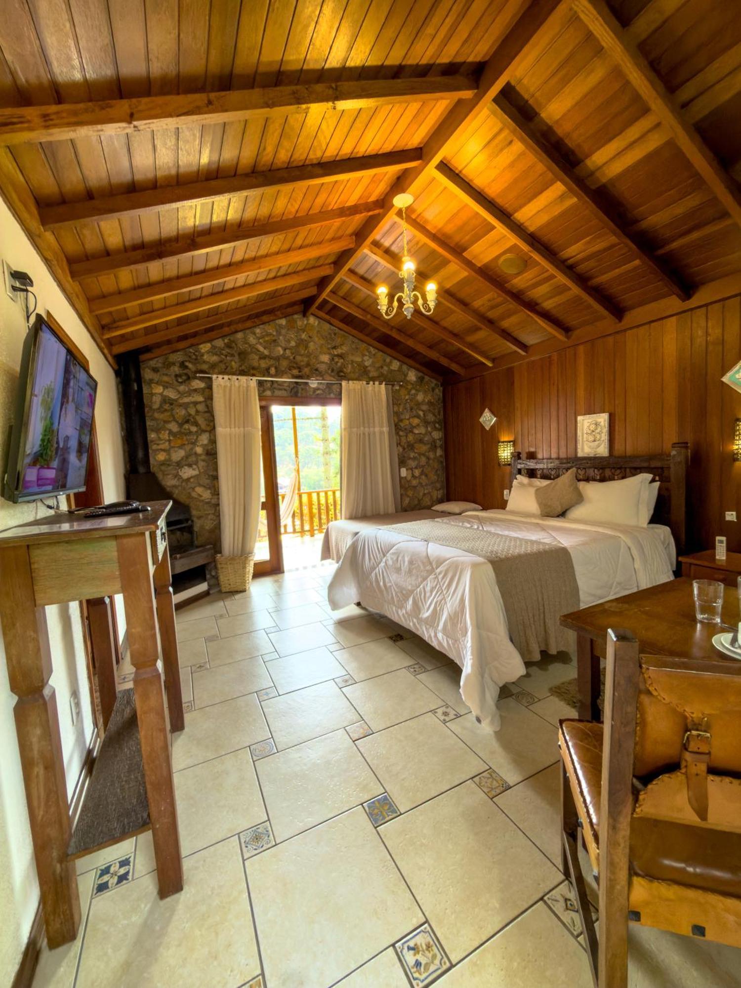 Chalet Deluxe,1769535590:JPEG