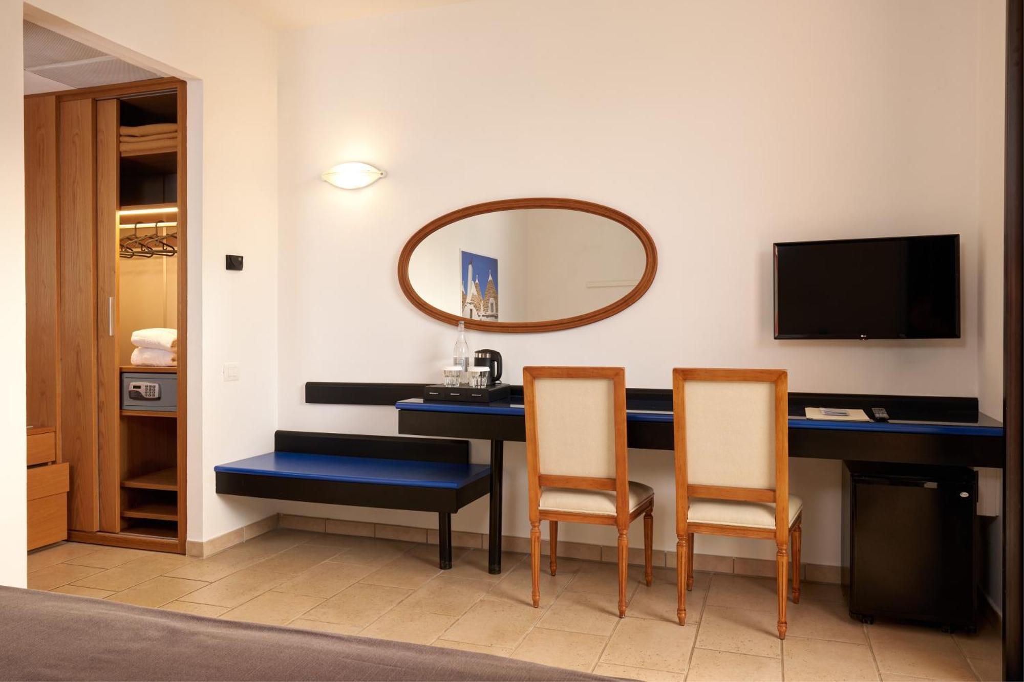 Double or Twin Room Garden View